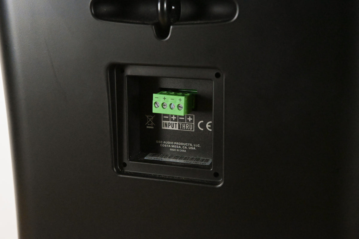 QSC AD-S10T 10" 2-Way Surface-Mount Installation Speaker