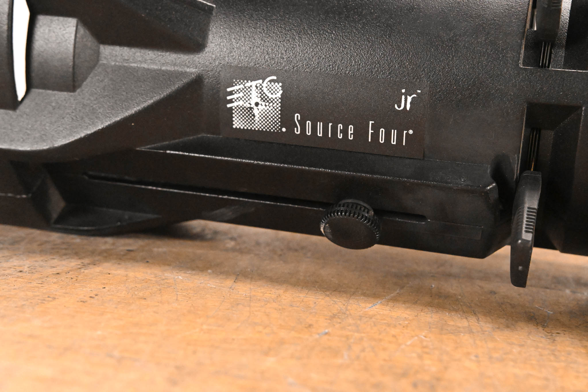 ETC Source Four Jr 50 Degree 575 Ellipsoidal Light