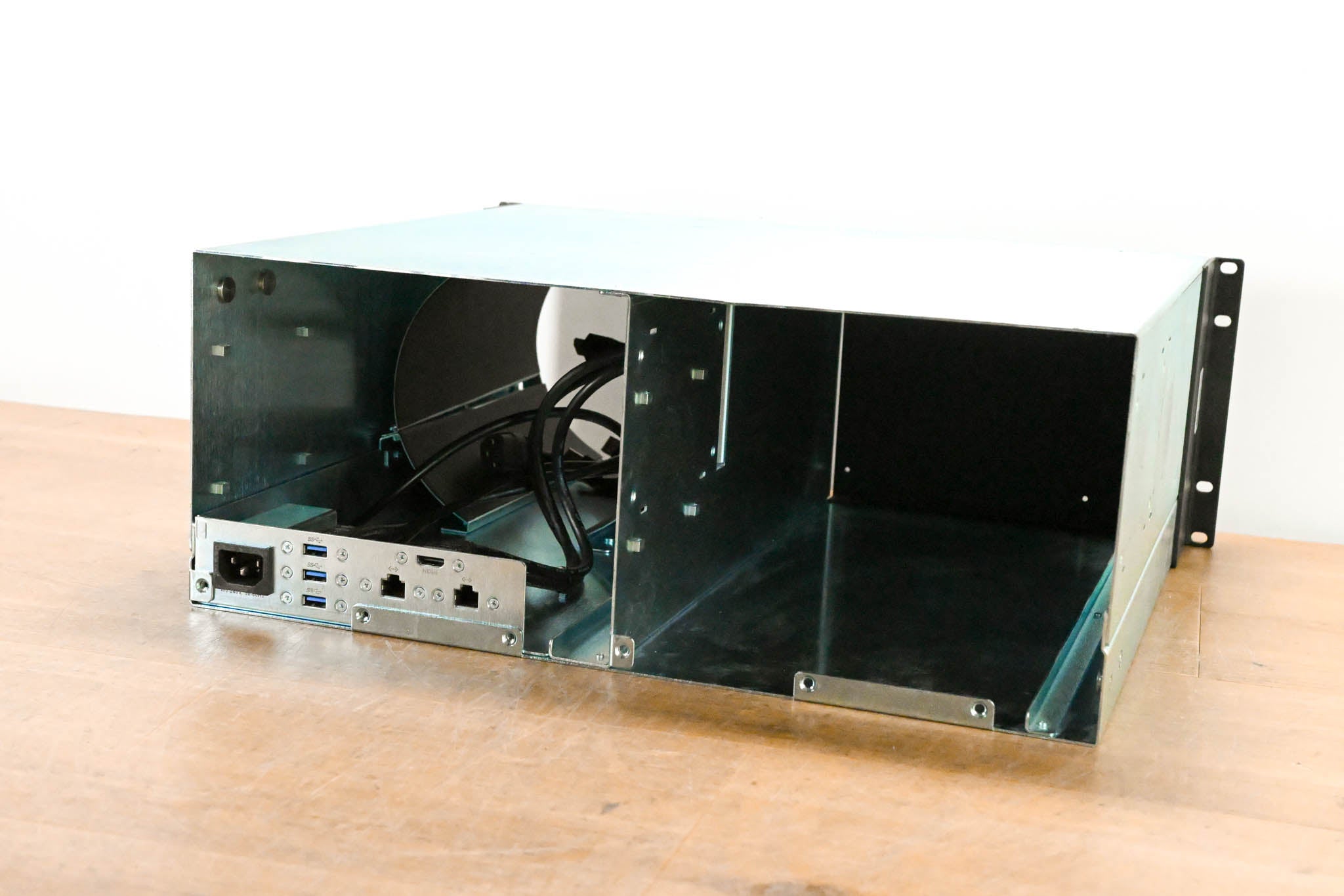 Sonnet RackMac Pro (with 1 Computer Mounting Module)