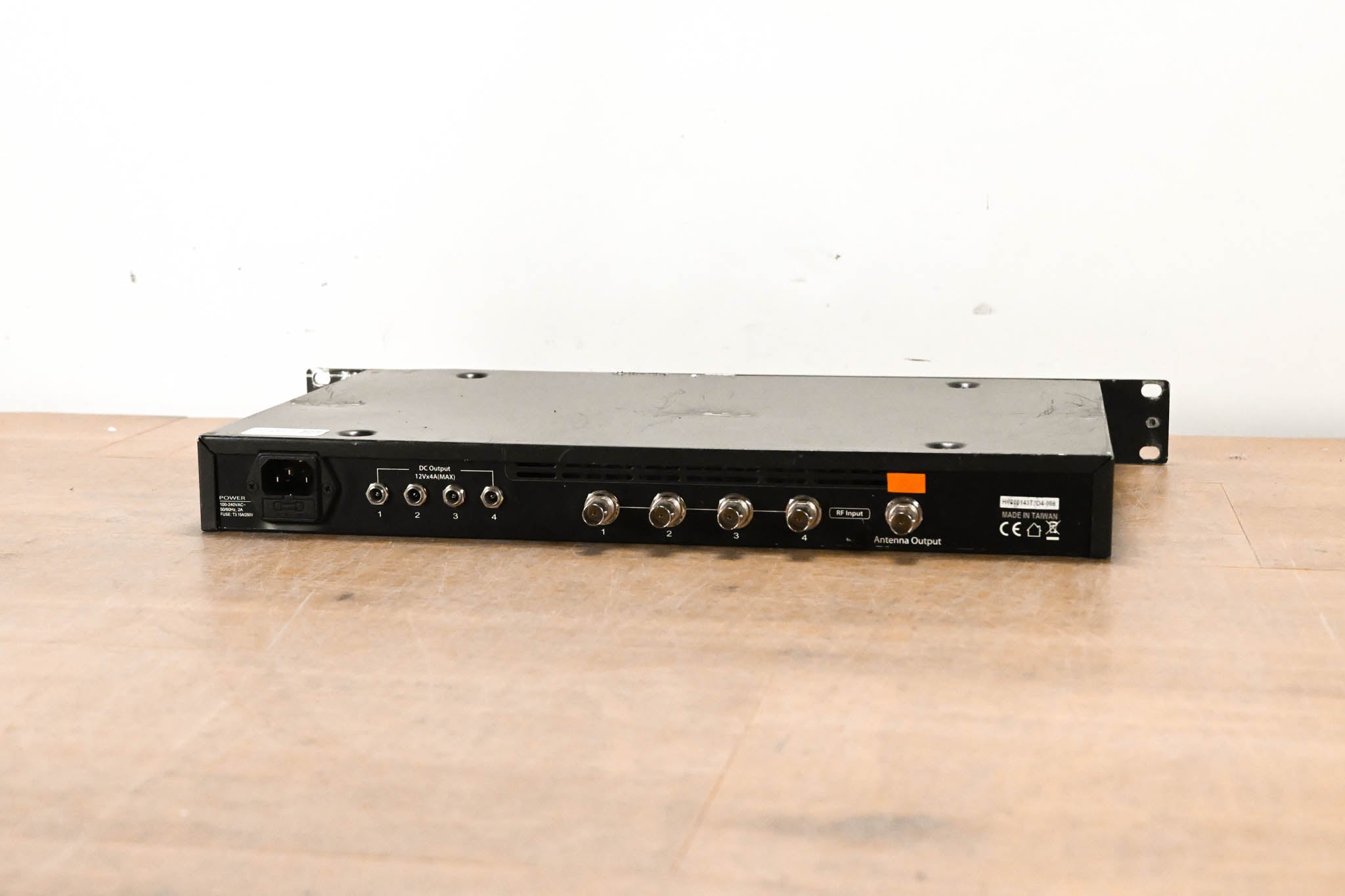 RF Venue COMBINE4 4-Channel UHF IEM Transmitter Antenna Combiner