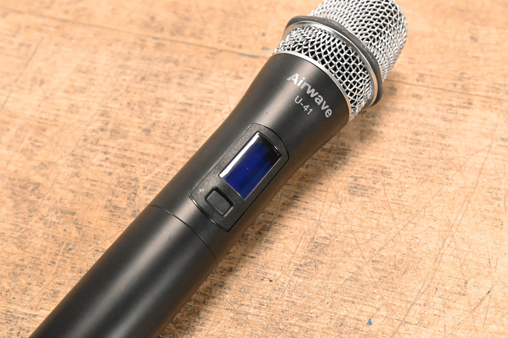 Airwave Technologies U-41 Handheld Transmitter Microphone - 514-542 MHz