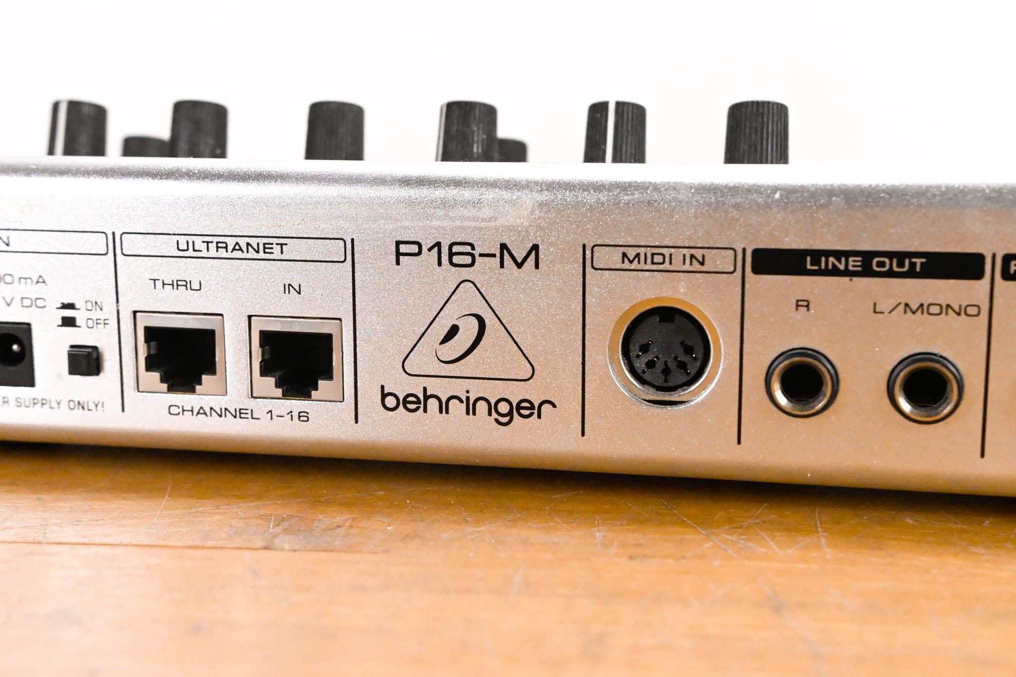 Behringer Powerplay P16-M 16-Channel Digital Personal Mixer