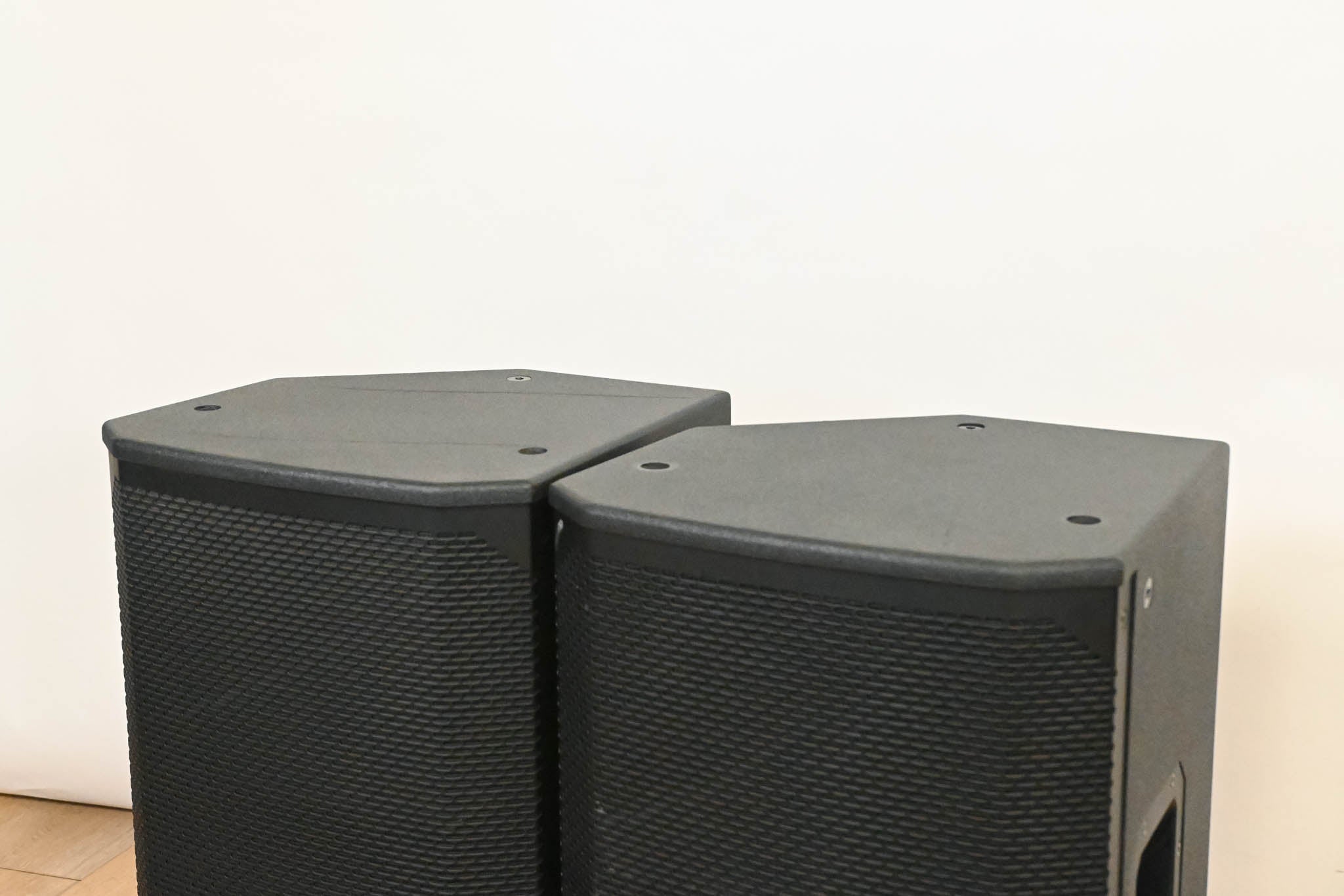 Electro-Voice (EV) EKX-12P 1500W 12" Powered Speaker (PAIR)