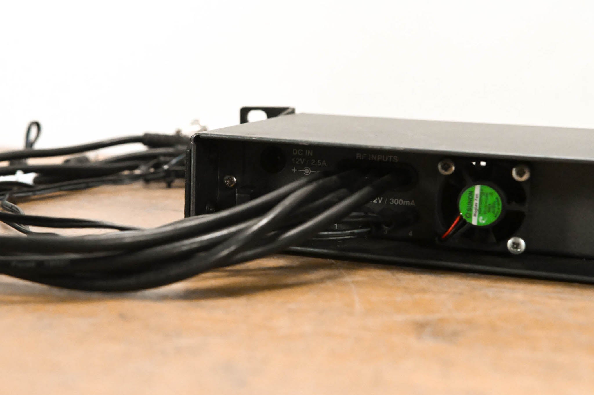 Sennheiser AC2 RF Combiner 500-870 MHz (NO POWER SUPPLY)