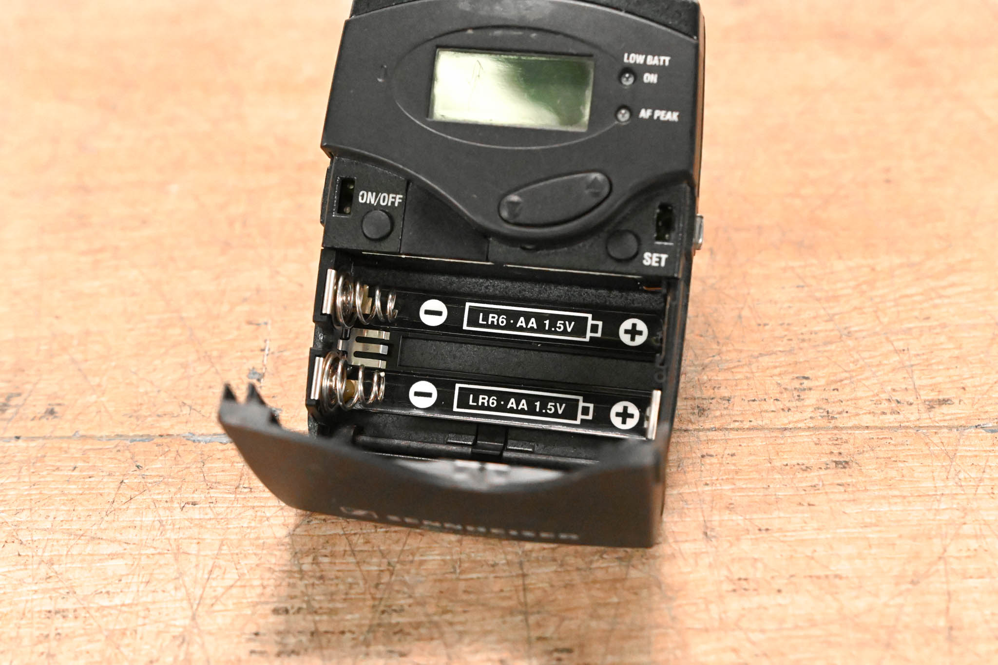 Sennheiser SK 100 G3 Wireless Bodypack Transmitter A Range: 516-558 MHz