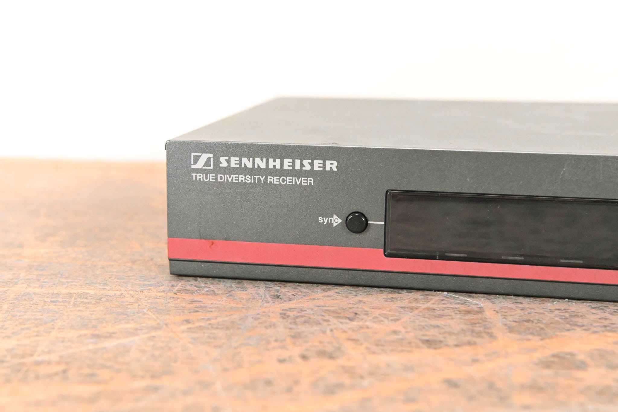 Sennheiser EM 100 G3 Wireless Receiver - 516-558 MHz (NO POWER SUPPLY)