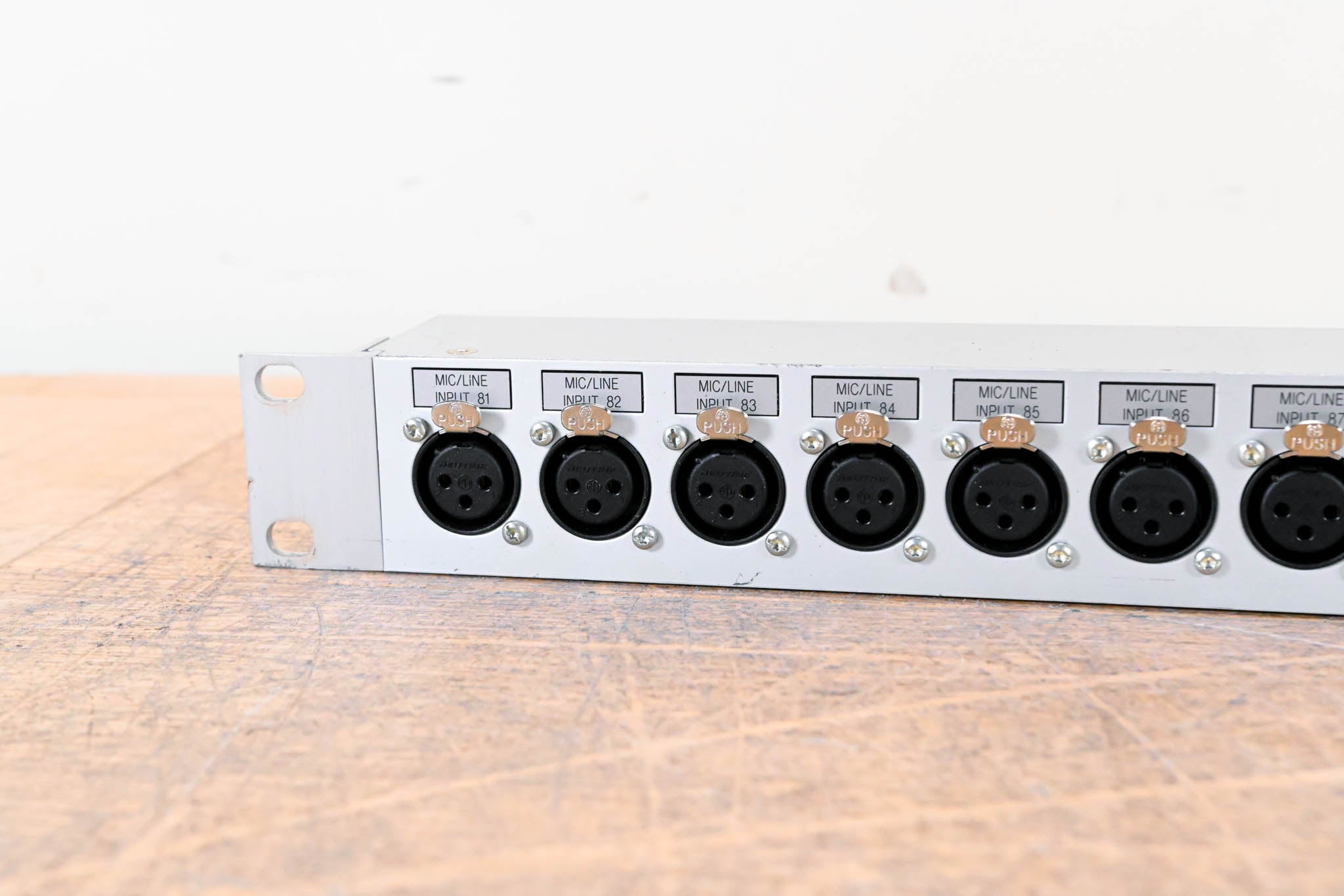 Studer D21m Modular I/O - 16x Mic/Line Inputs to 4x DB25 Connectors