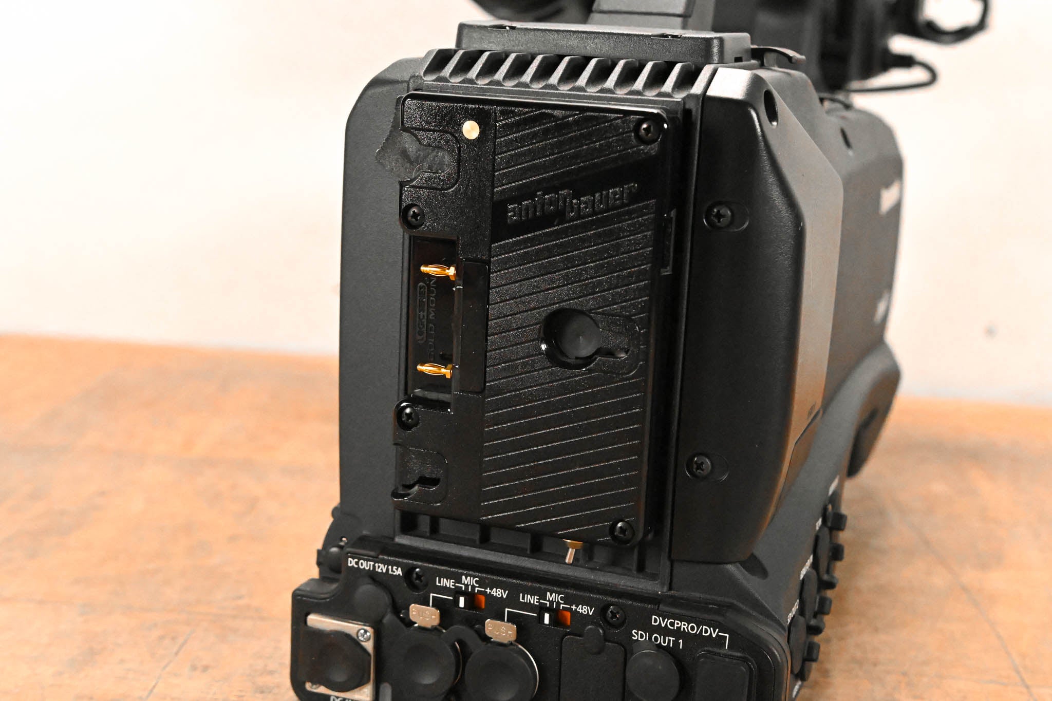 Panasonic AG-HPX300P P2HD 1/3" CMOS Broadcast Camera Body
