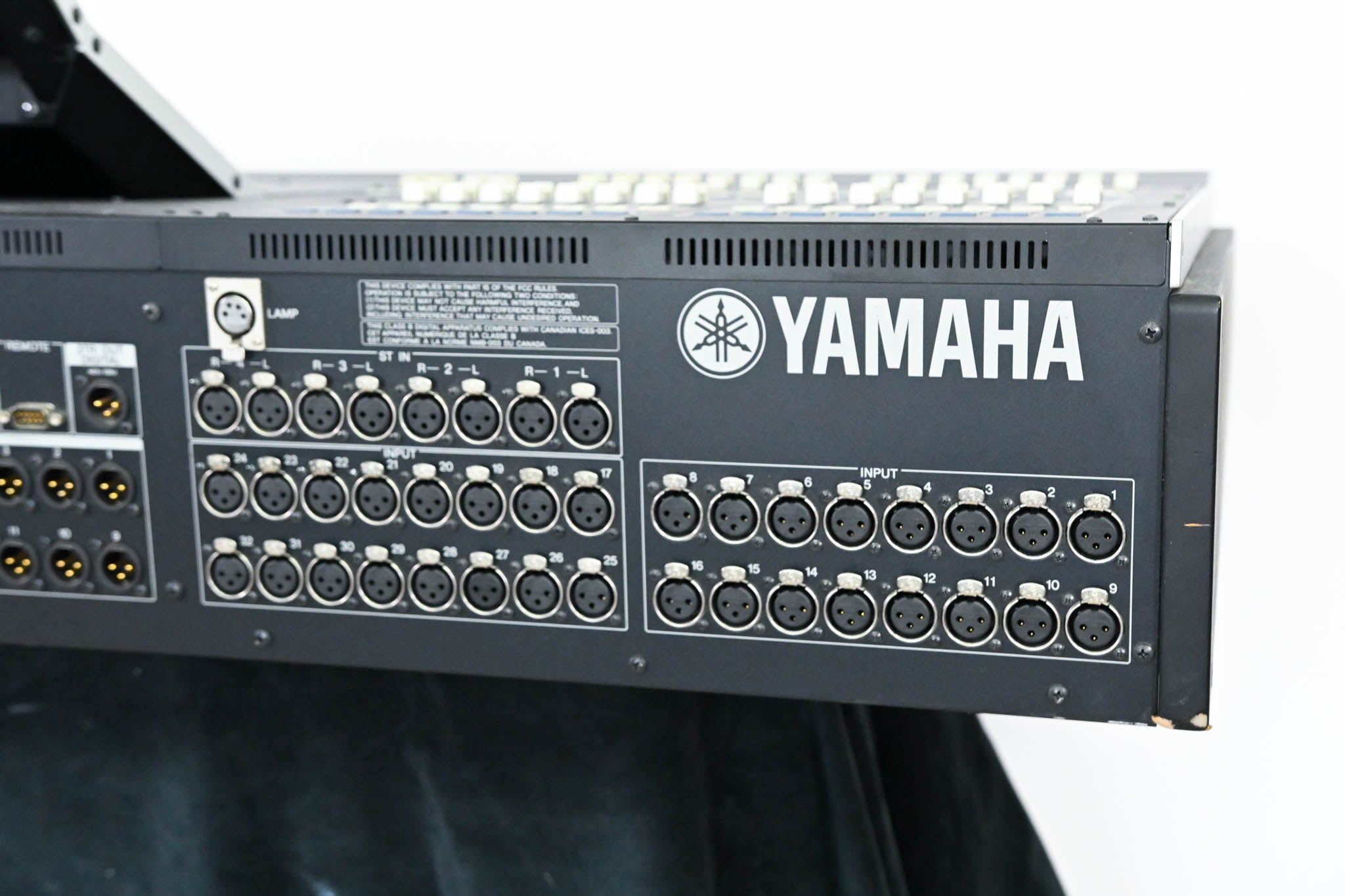 Yamaha M7CL-48 48-Channel Digital Audio Mixing Console