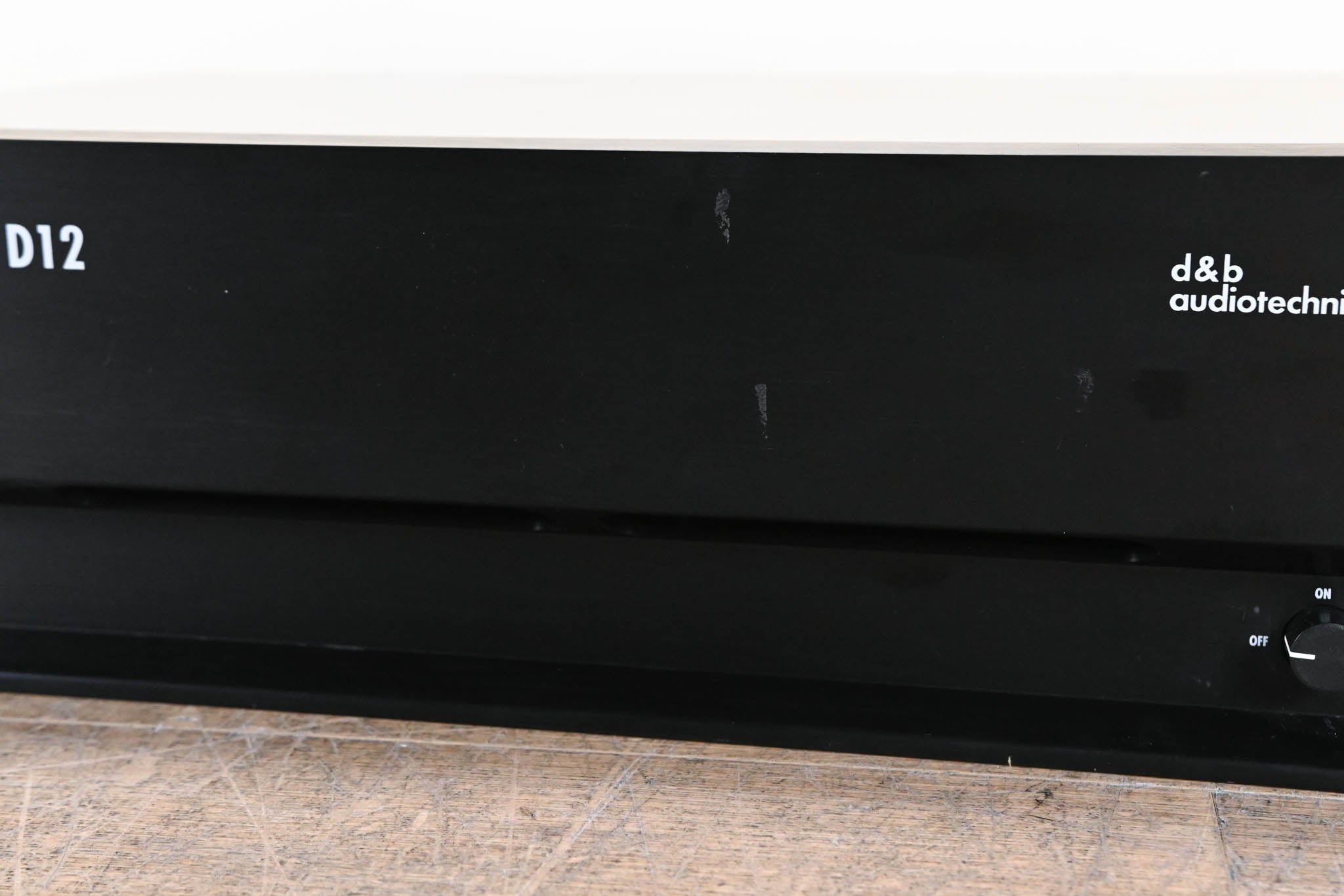 d&b audiotechnik D12 Dual-Channel Power Amplifier