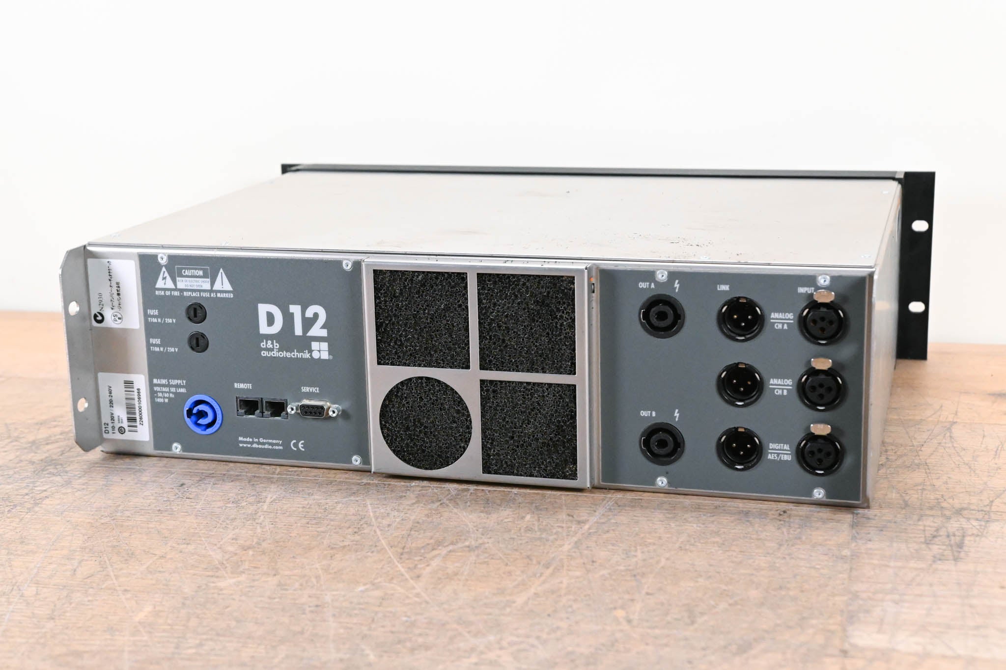 d&b audiotechnik D12 Dual-Channel Power Amplifier