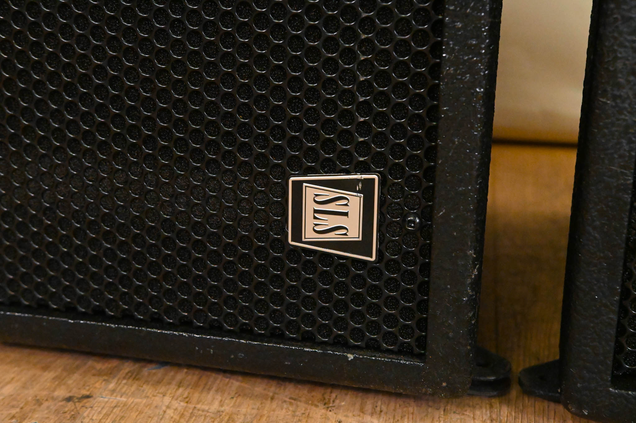 SLS LS8800 Full-Range Line Array Module (PAIR)