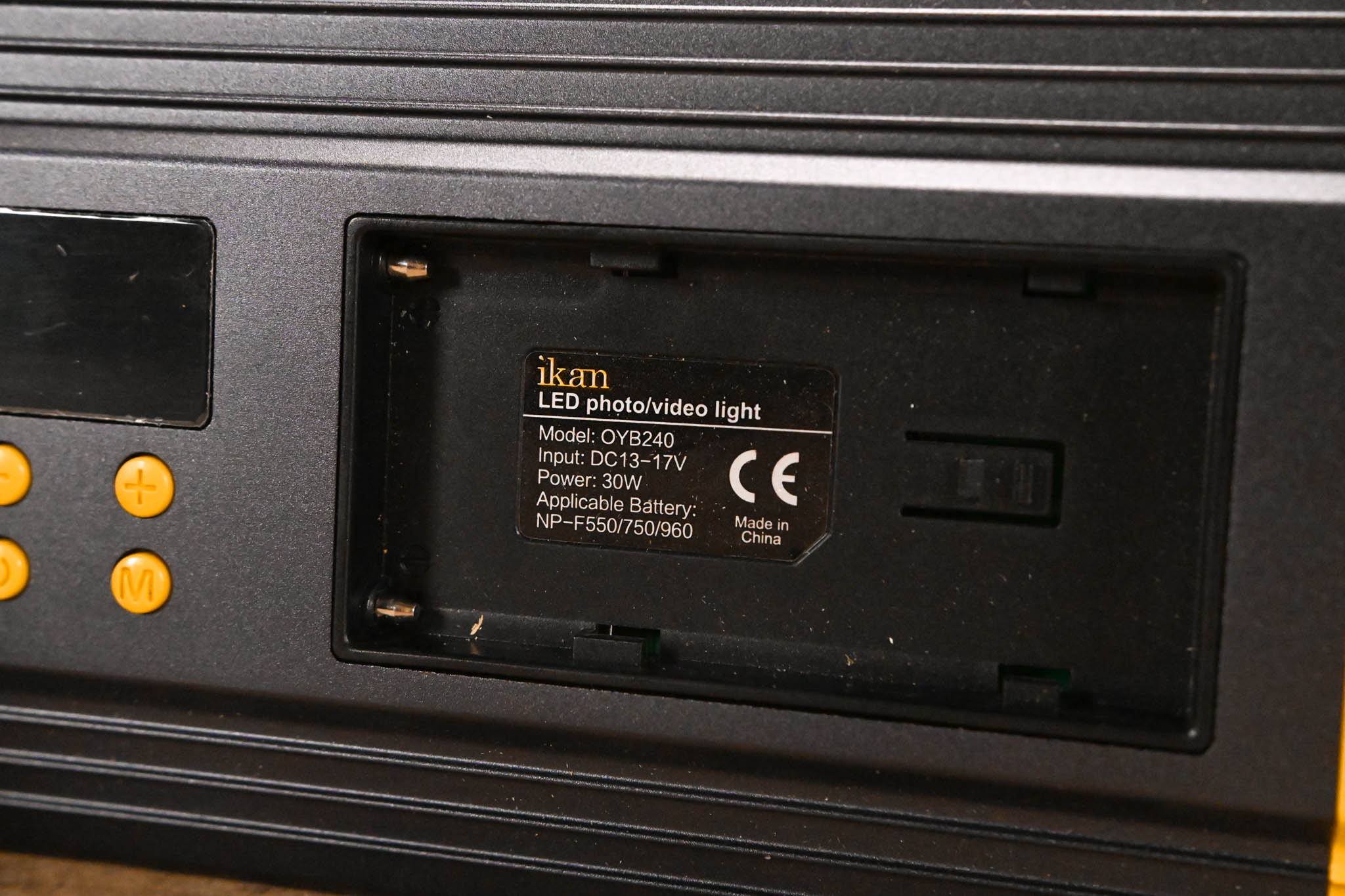 Ikan OYB240 Onyx 240 Bi-Color On-Camera LED Light w/ Accessories