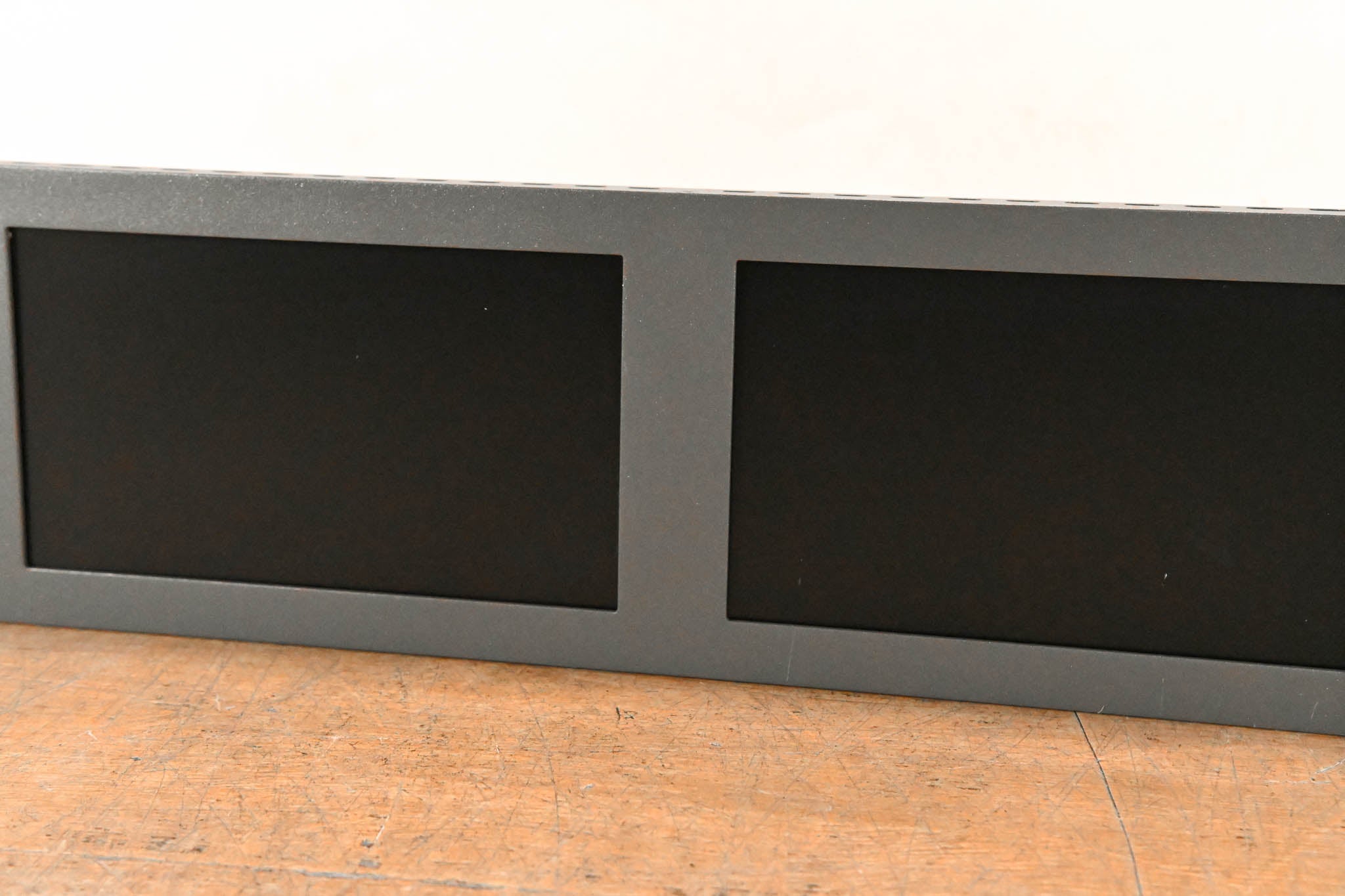 Blackmagic Design SmartScope Duo 4K Dual 6G-SDI Monitors