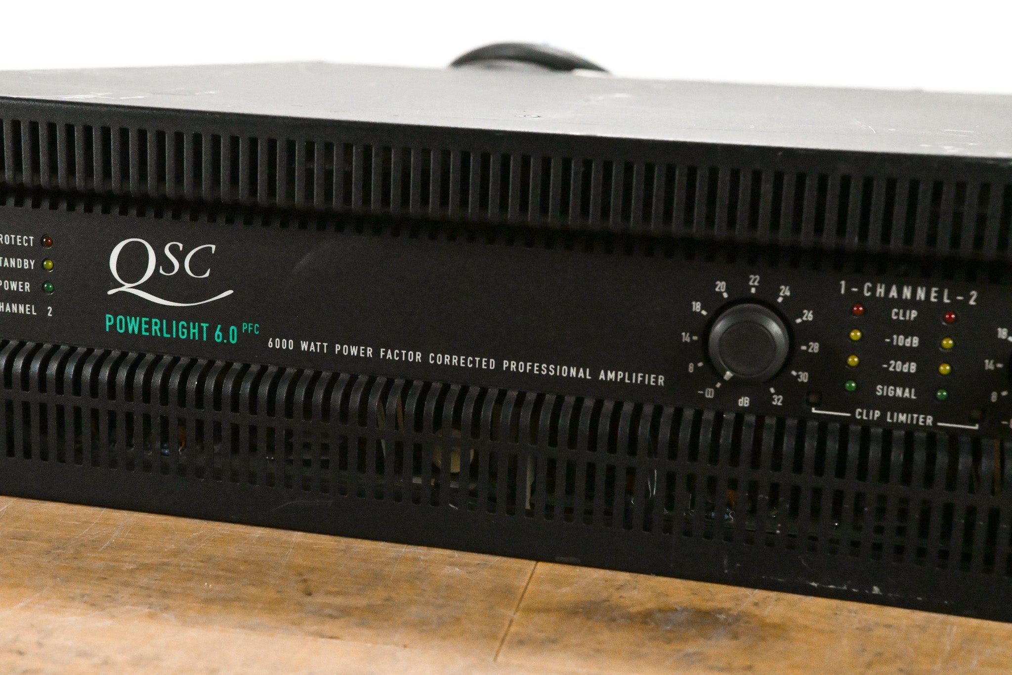 QSC PowerLight 6.0 PFC Power Factor Corrected 2-Channel Power Amplifier