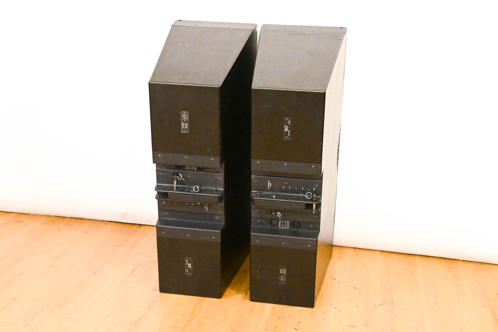 Clair Bros i212-i Dual 12" Install Line Array Speakers 90° (PAIR)