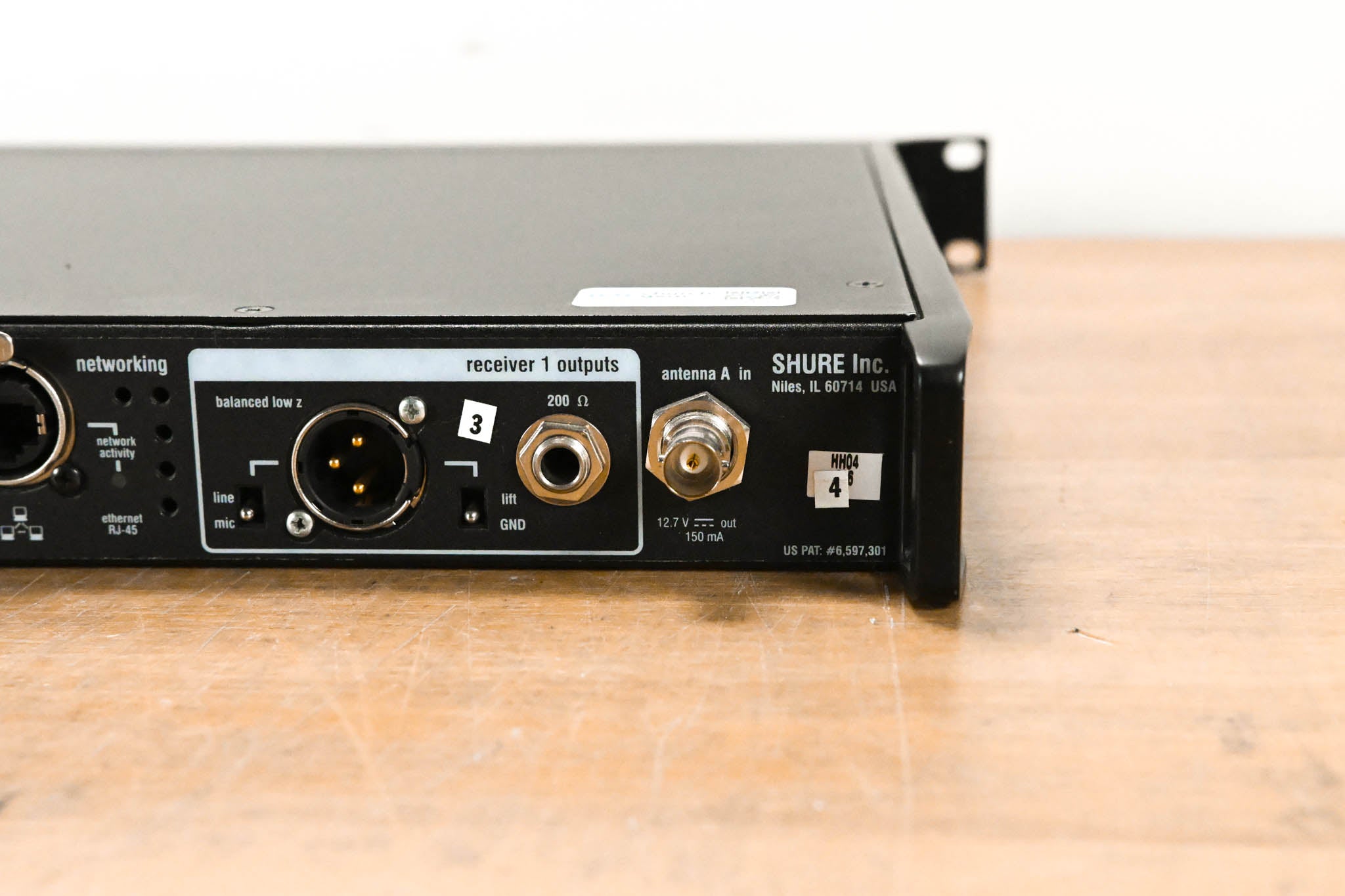 Shure UR4D Wireless Receiver w/ two UR2/SM87A Handheld Transmitters - H4