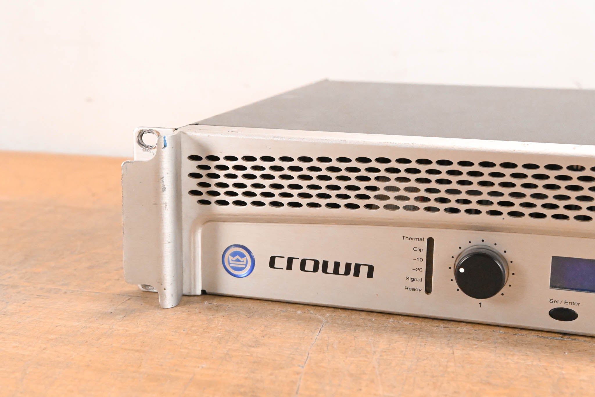 Crown XTi 2000 2-Channel Power Amplifier with DSP