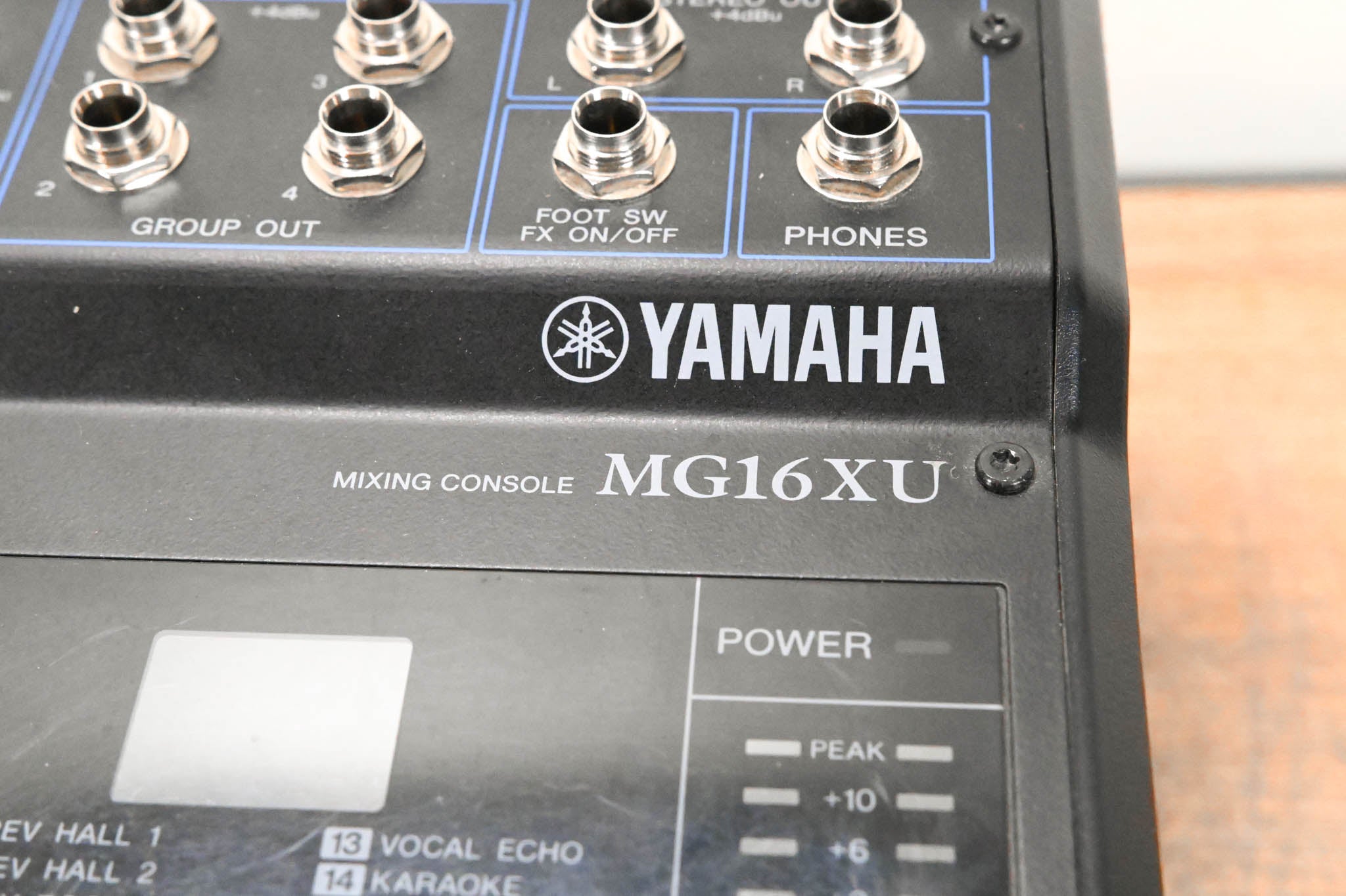 Yamaha MG16XU 16-Channel Mixer with USB and Effects