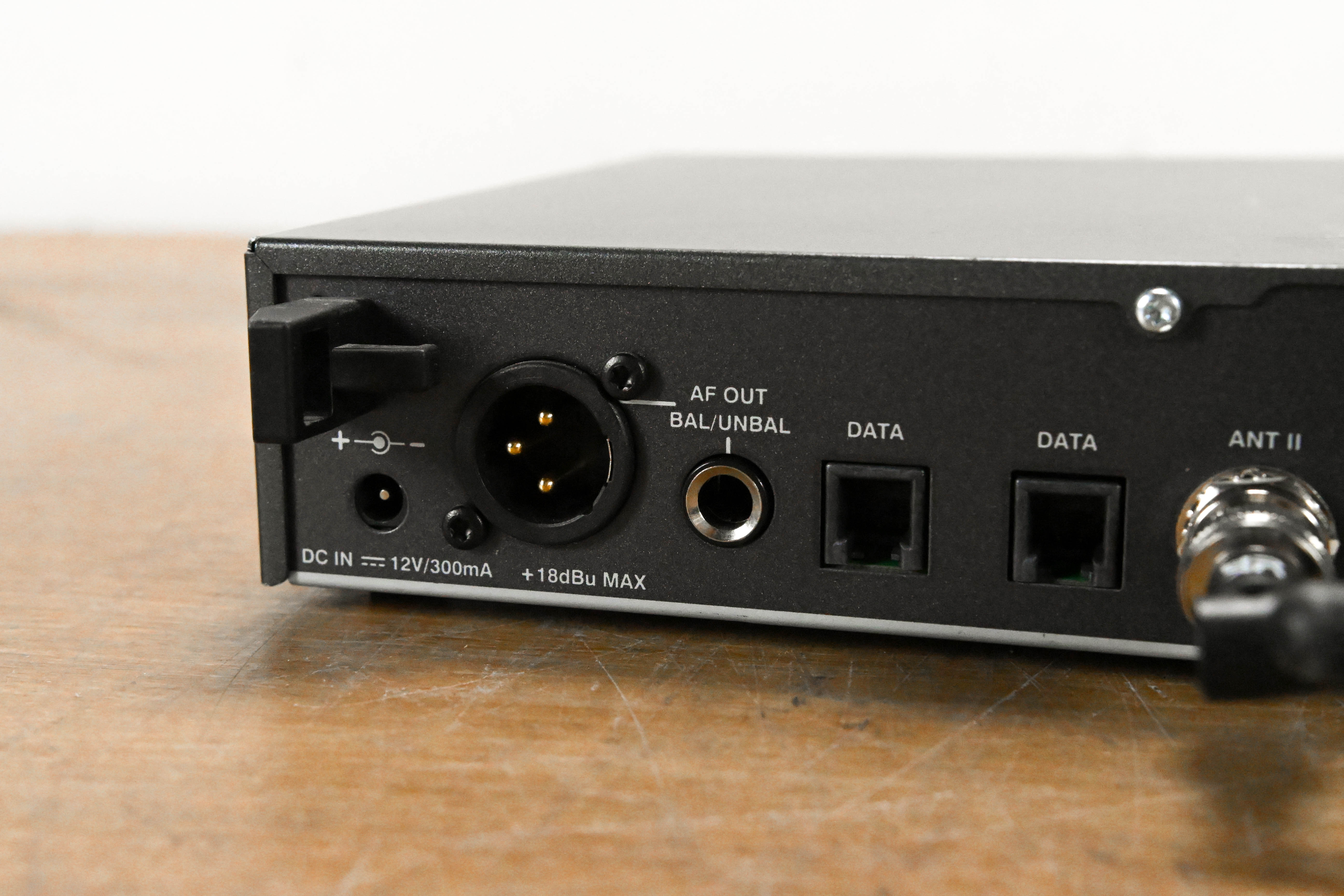 Sennheiser EM 100 G3 Receiver w/ SK 300 G3 Bodypack - B Range (NO PSU)