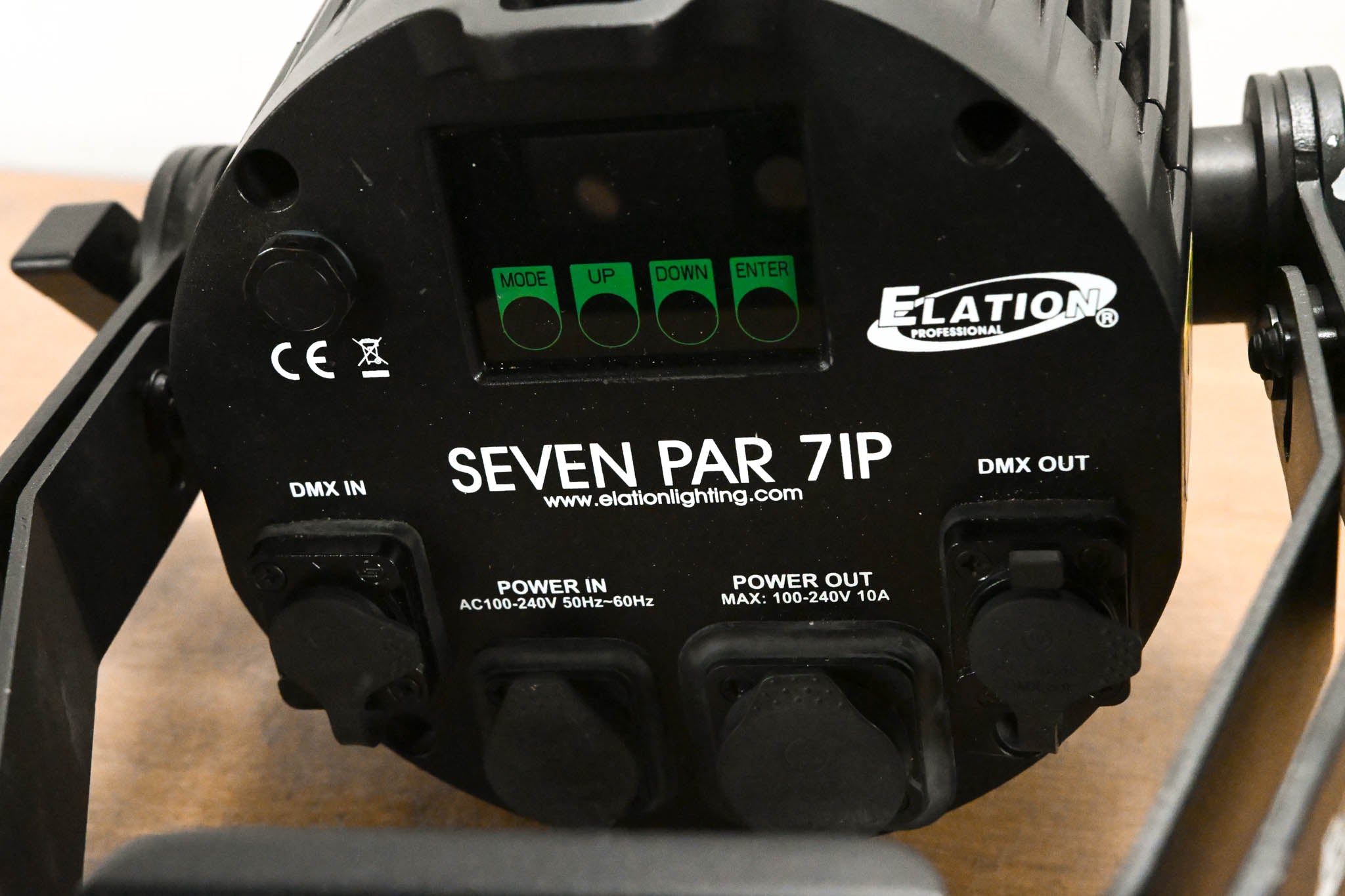 Elation SEVEN PAR 7IP 7-Color LED Par Wash Light (NO POWER CABLE)