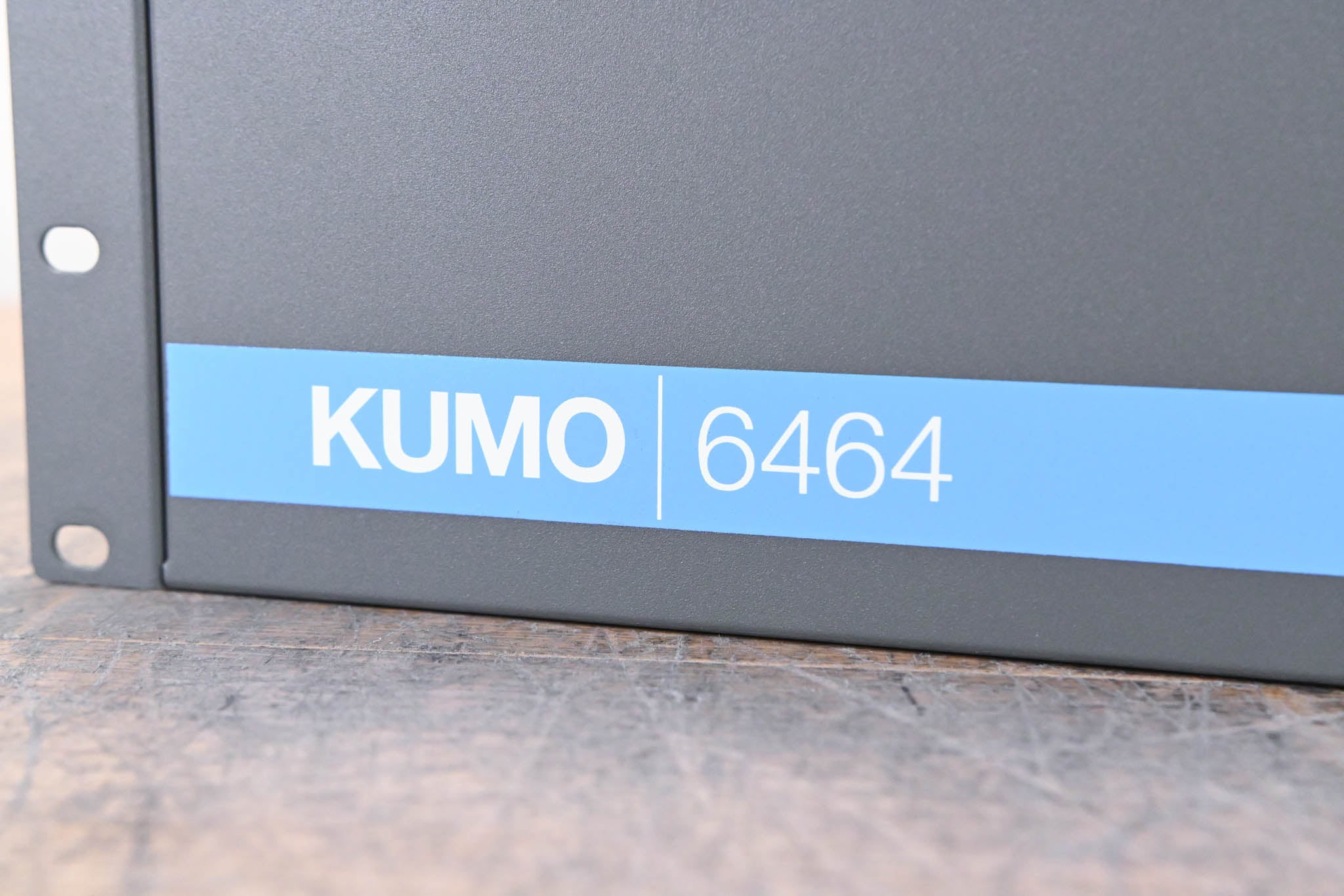 AJA KUMO 6464 Compact 64x64 3G-SDI Router