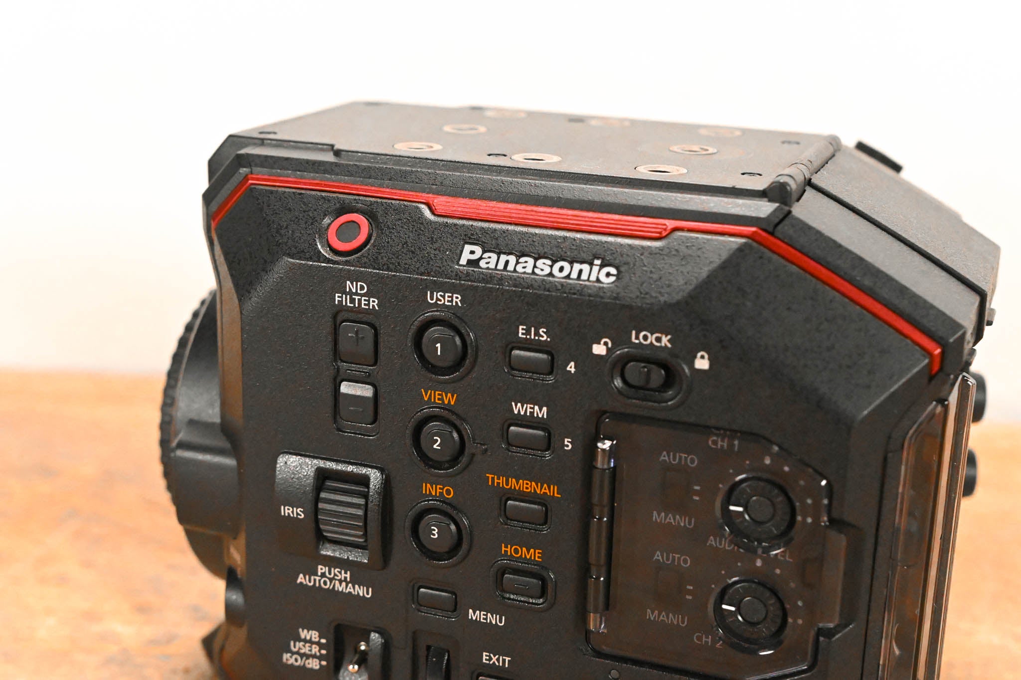 Panasonic AU-EVA1 Compact 5.7K Super 35mm Cinema Camera