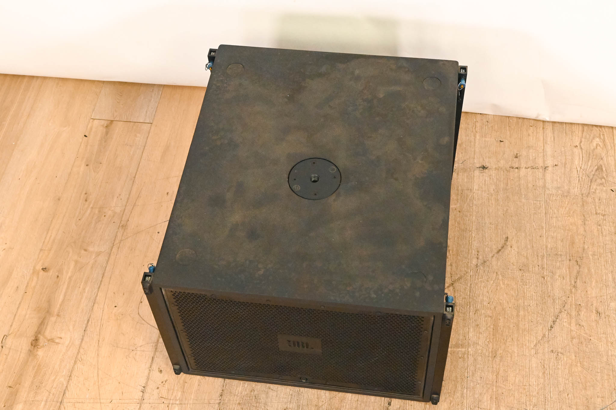 JBL VT4883 Subcompact Dual 12" Cardioid-Arrayable Subwoofer