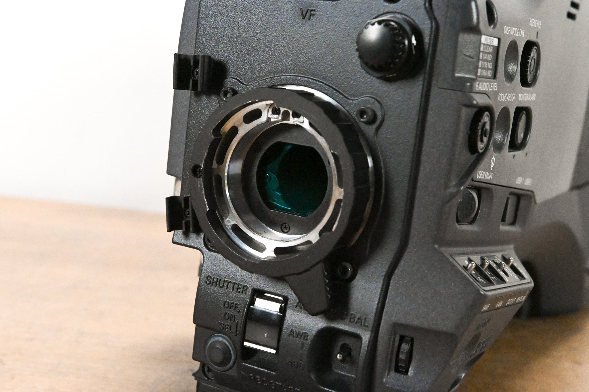 Panasonic AG-HPX500P 2/3" Shoulder-Mounted P2HD Camcorder