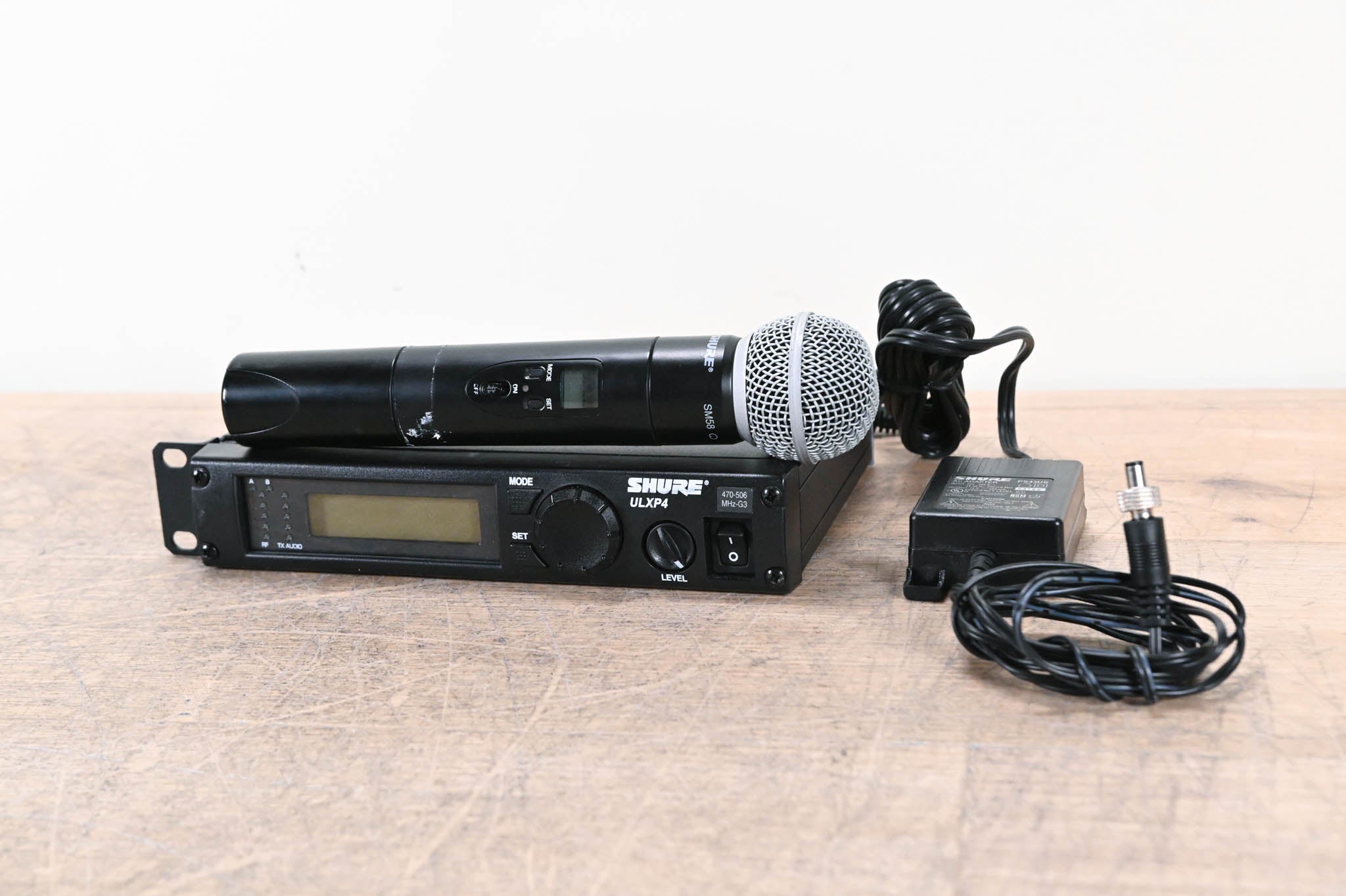 Shure ULXP24/58 Handheld Wireless Microphone System G3 Band: 470-506 MHz