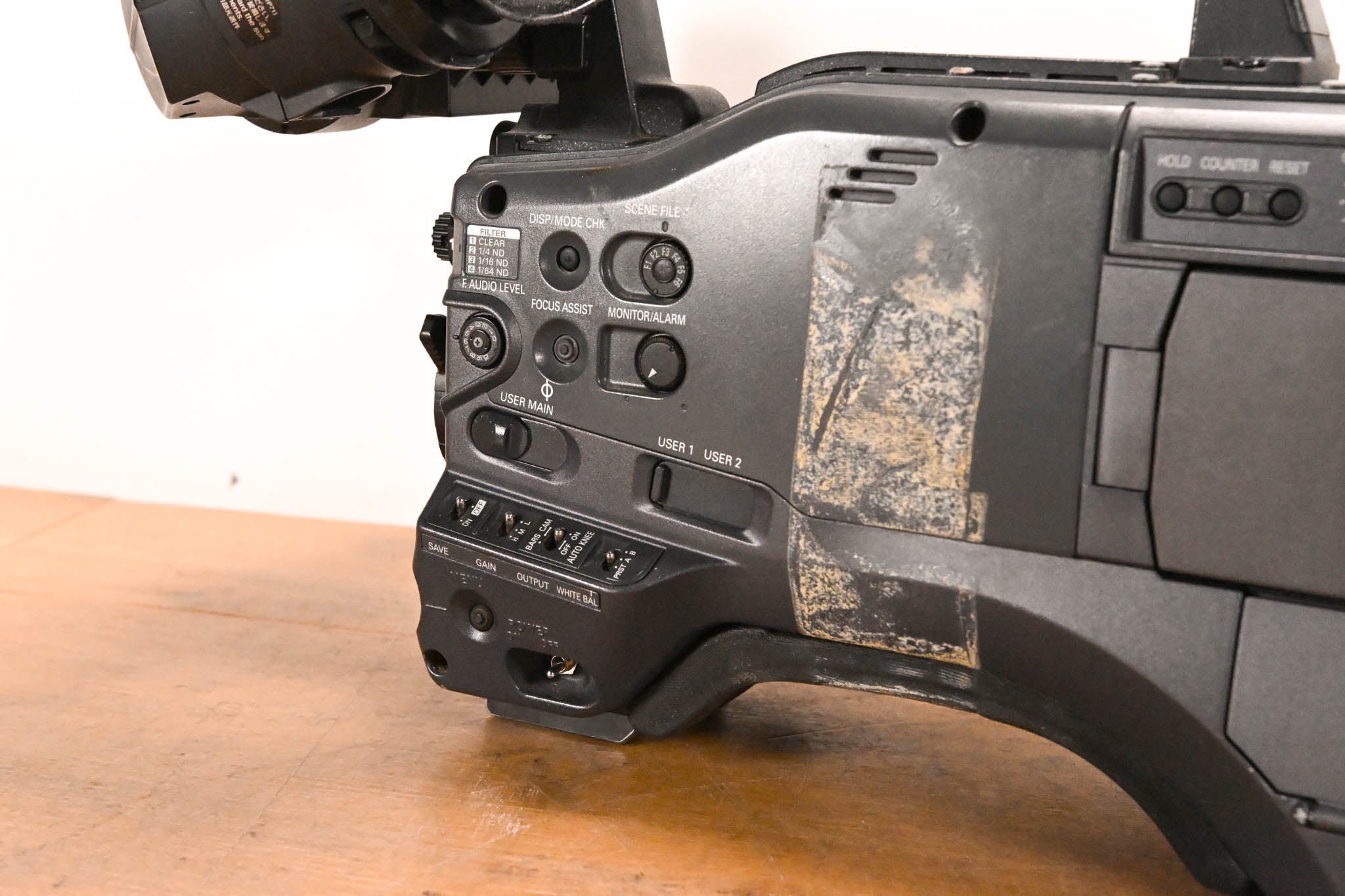 Panasonic AG-HPX500P 2/3" Shoulder-Mounted P2HD Camcorder