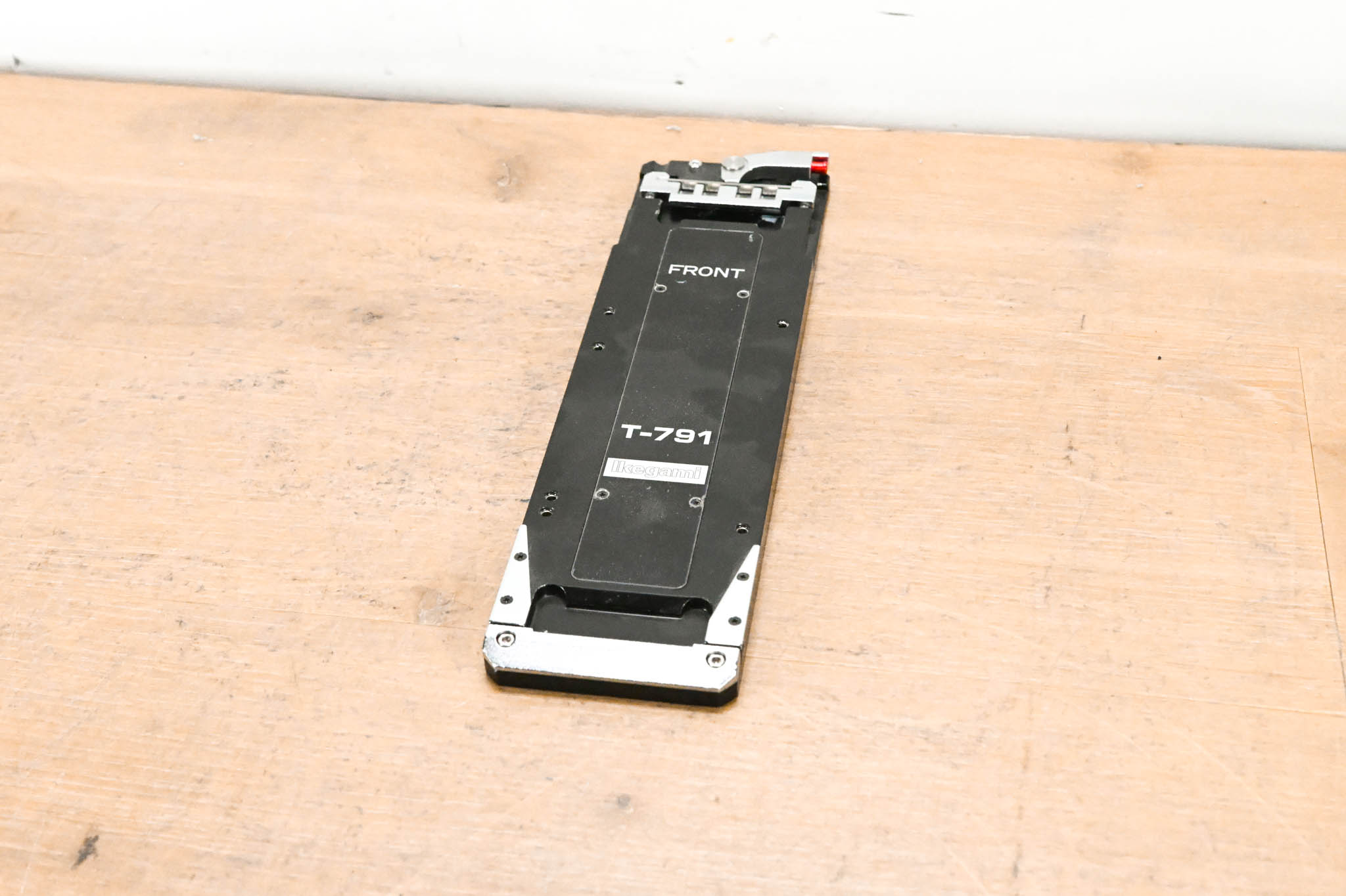 Ikegami T-791 Tripod Mounting Plate