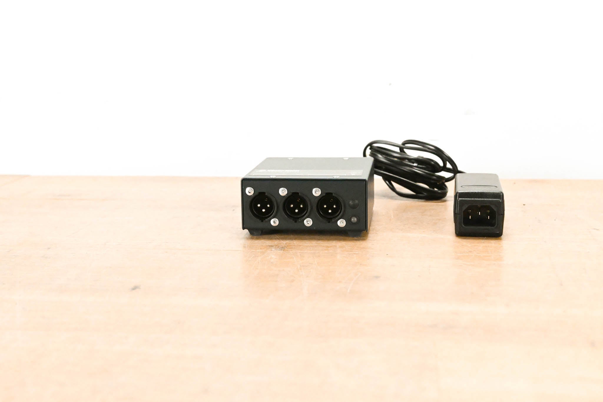 Clear-Com PK-7 Single-Channel Portable Power Supply