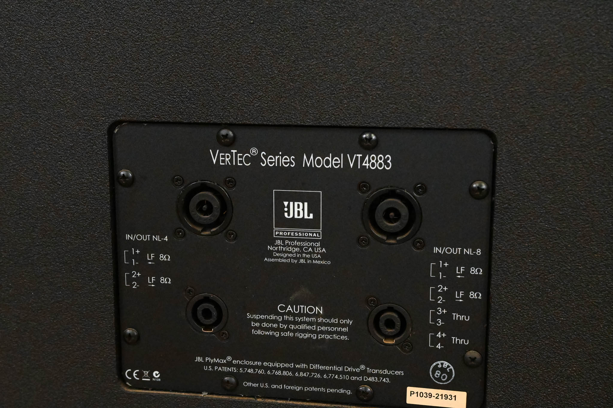 JBL VT4883 Subcompact Dual 12" Cardioid-Arrayable Subwoofer