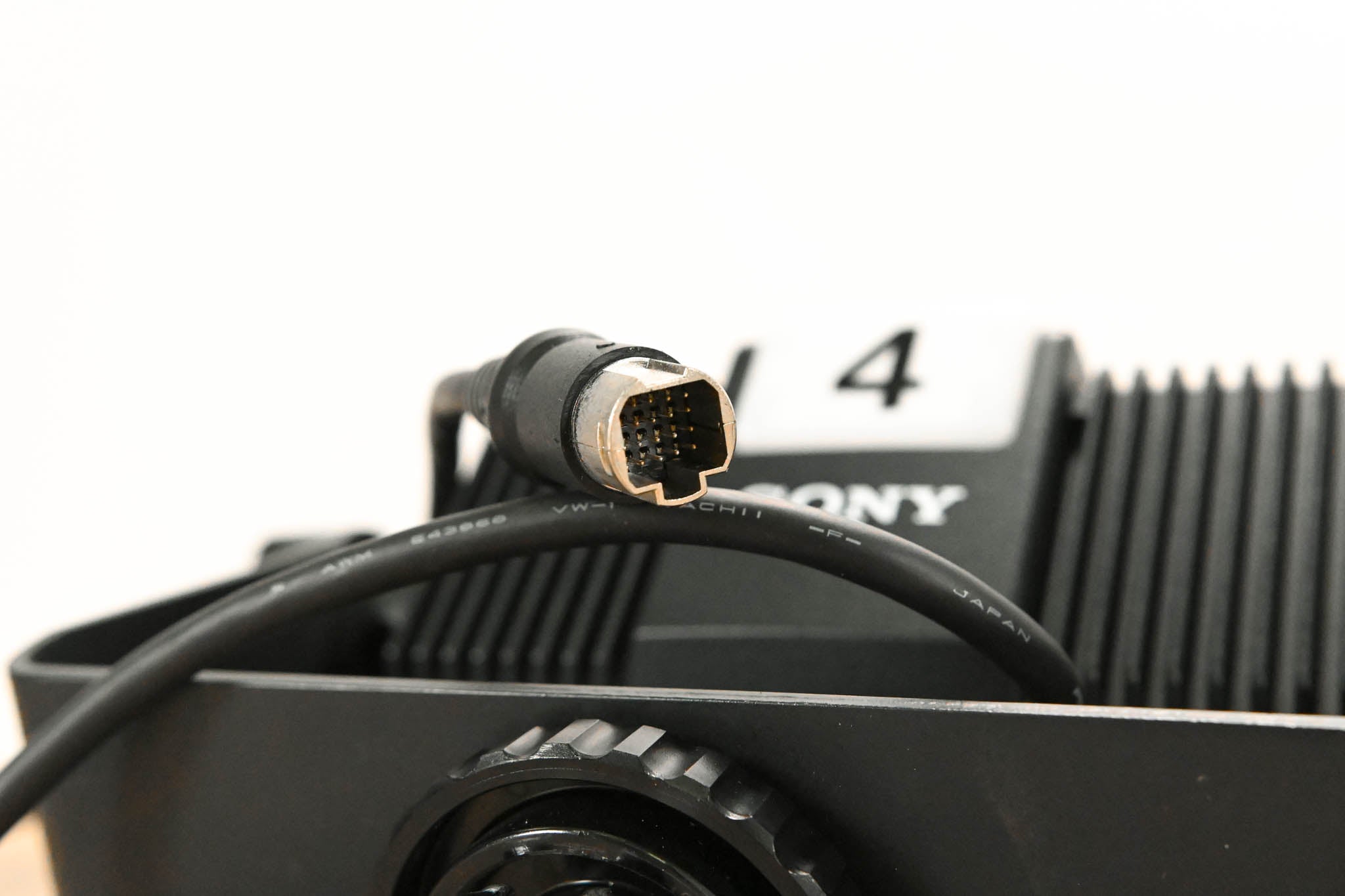 Sony DXF-C50WA 5-inch LCD Color Viewfinder for HXC-D70 SD/HD Camera