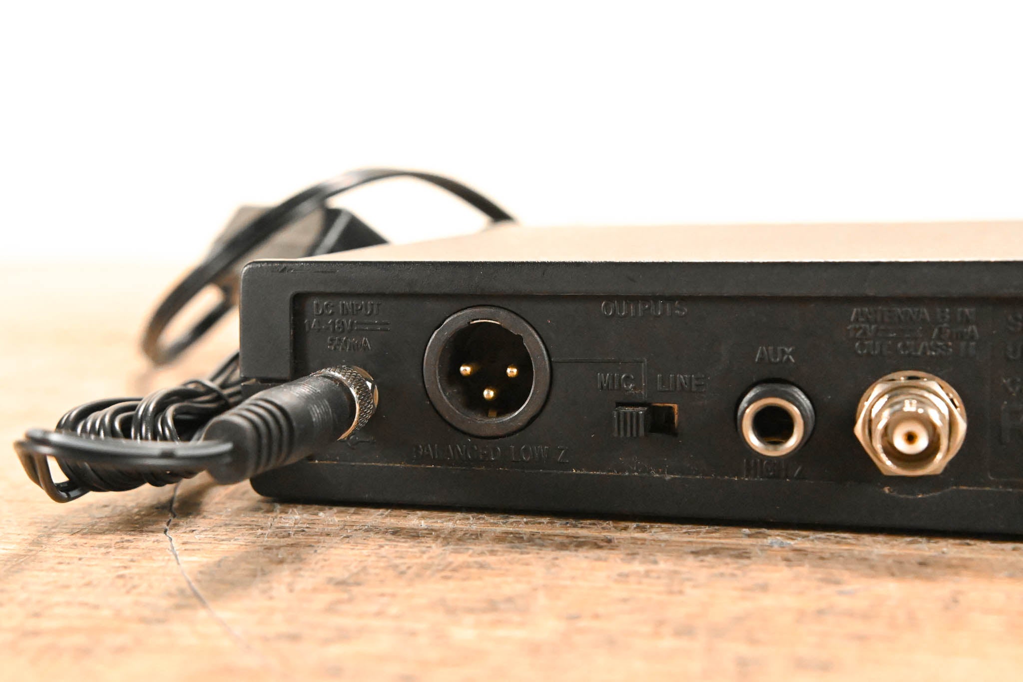 Shure ULXS14 Bodypack Wireless System - J1 Band: 554-590 MHz