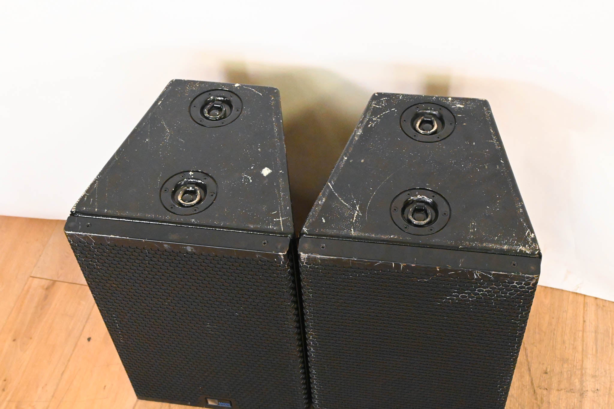 Meyer Sound UPA-1P Compact Wide Coverage Loudspeaker (PAIR)