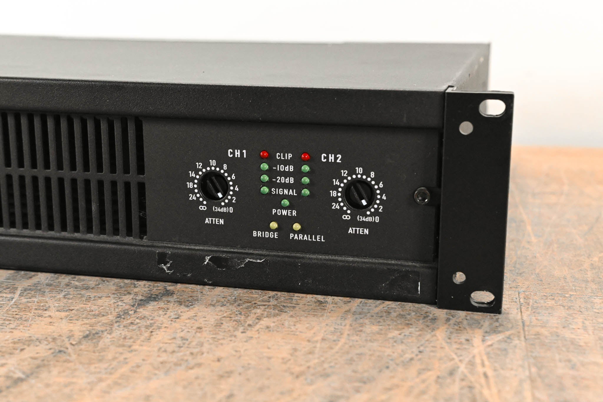 QSC CX702 2-Channel 700W Power Amplifier