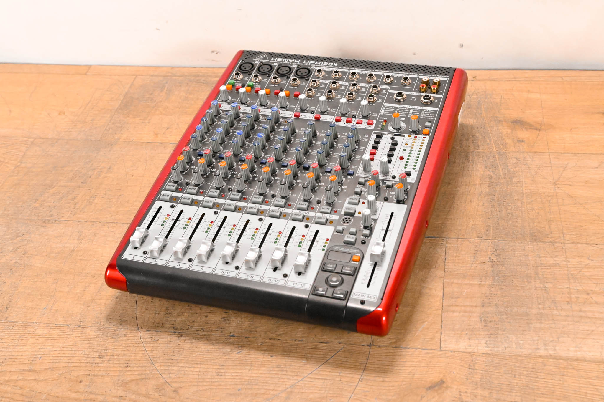 Behringer XENYX UFX1204 12-Input 4-Bus Mixer with USB and Effects