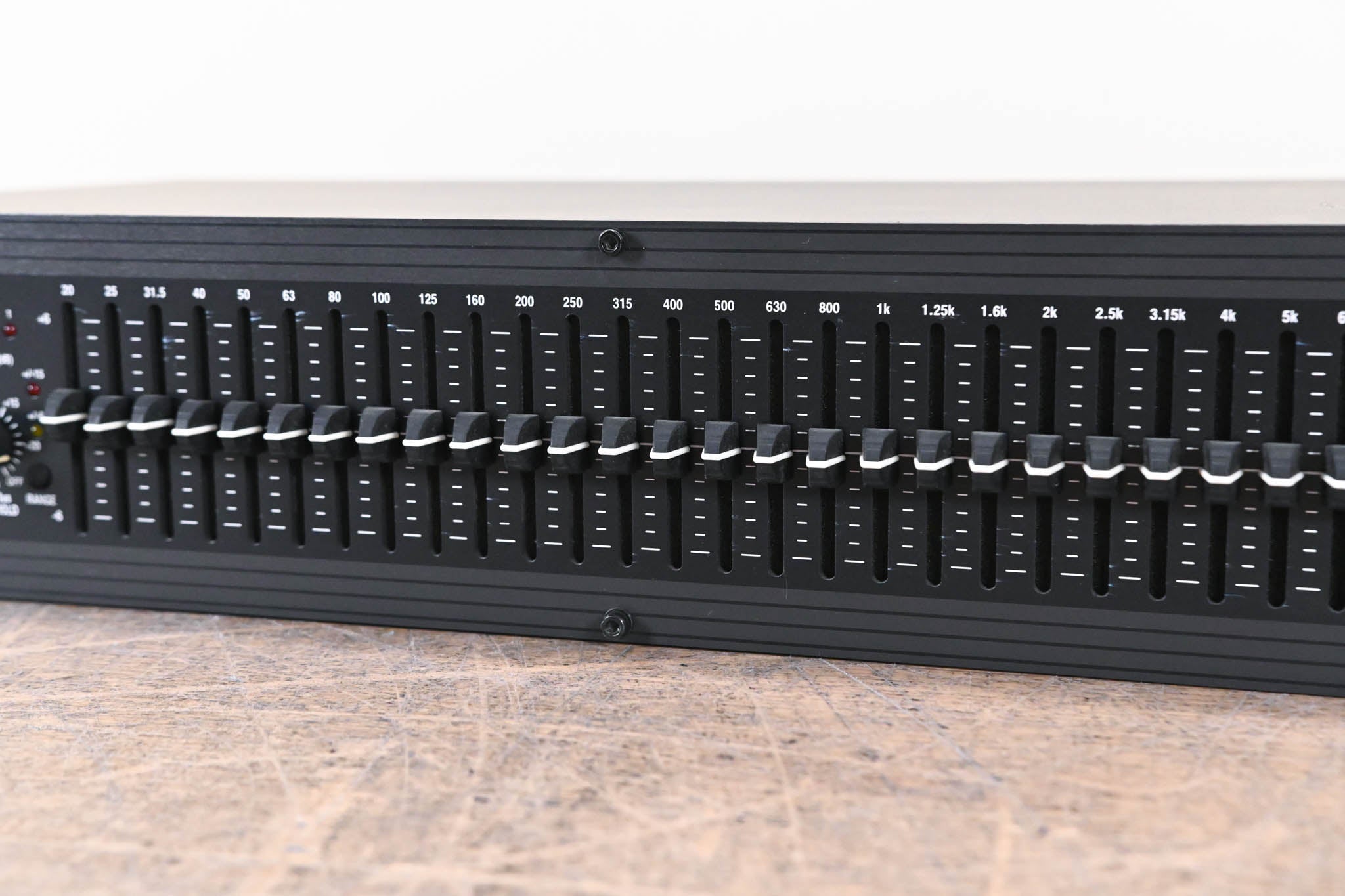 dbx 2031 Single-Channel 31-Band Graphic Equalizer/Limiter