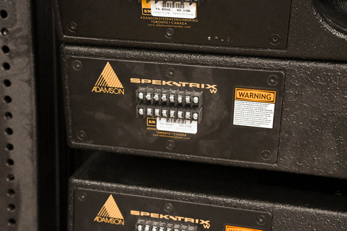 Adamson SpekTrix Line Array Package (2x SpekTrix, 4x Wave) w/ Cases