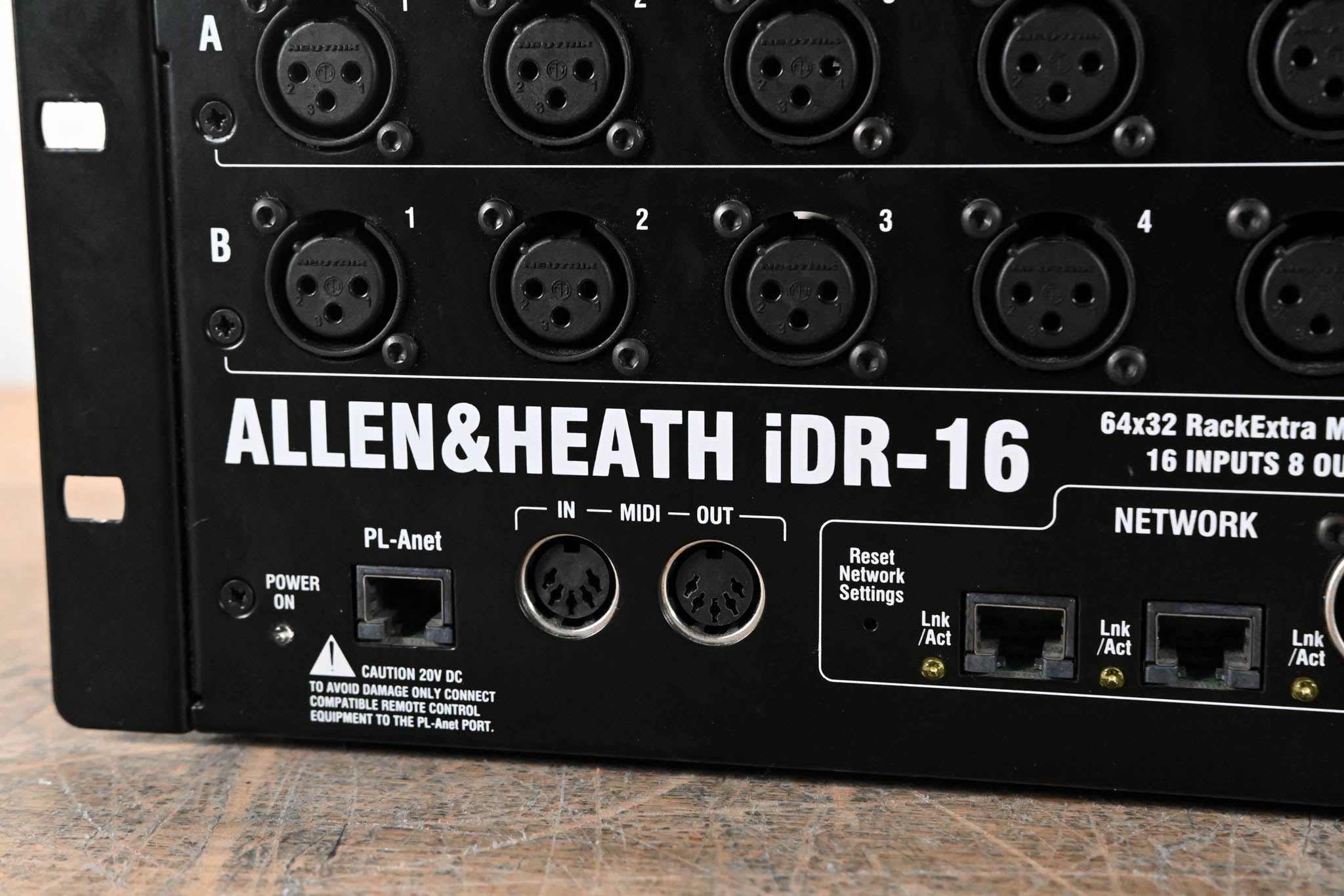 Allen & Heath iDR-16 16-in, 8-out iLive Fixed-Format MixRack