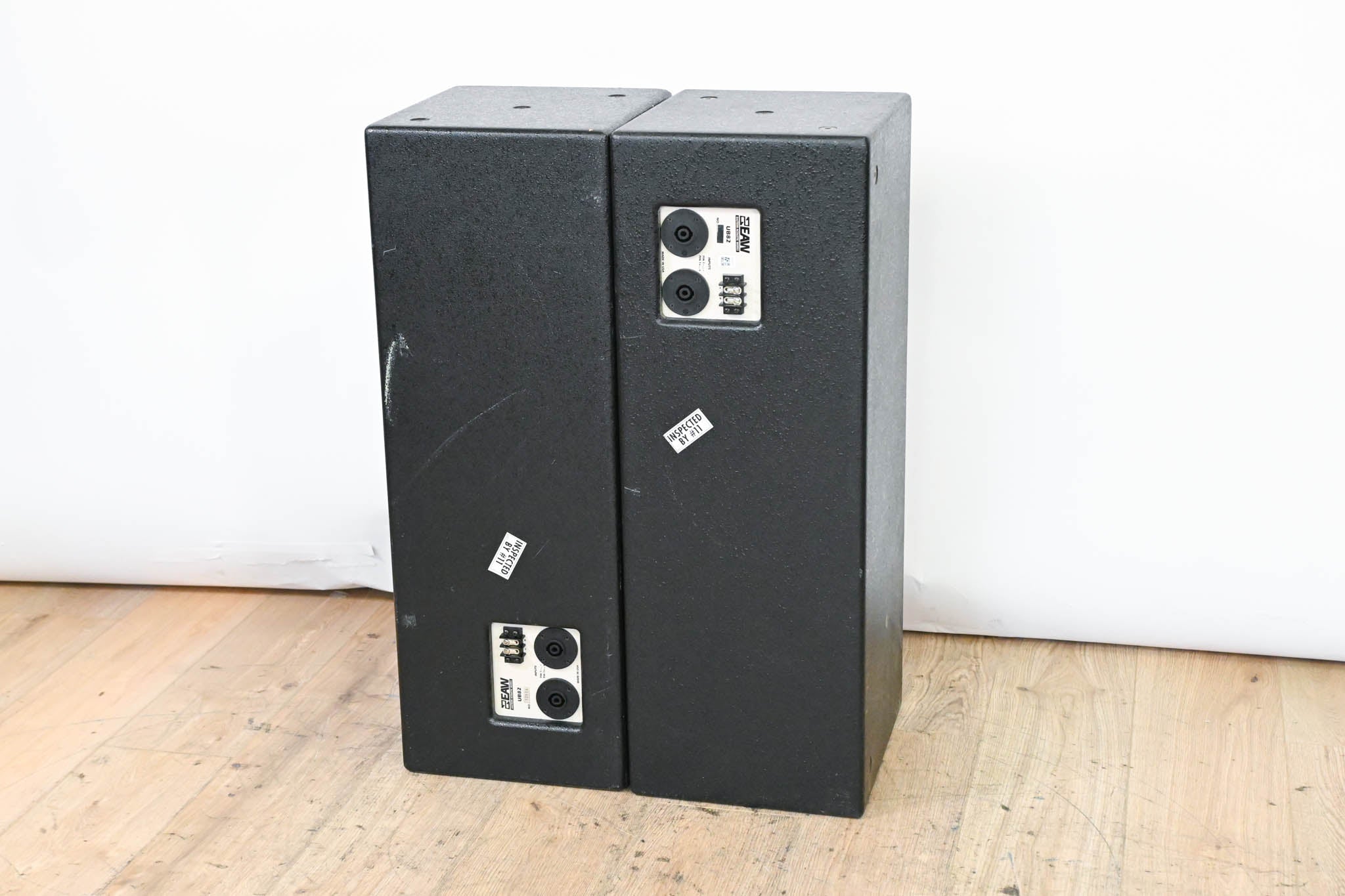 EAW UB82 2-Way Passive Full Range Loudspeaker (PAIR)