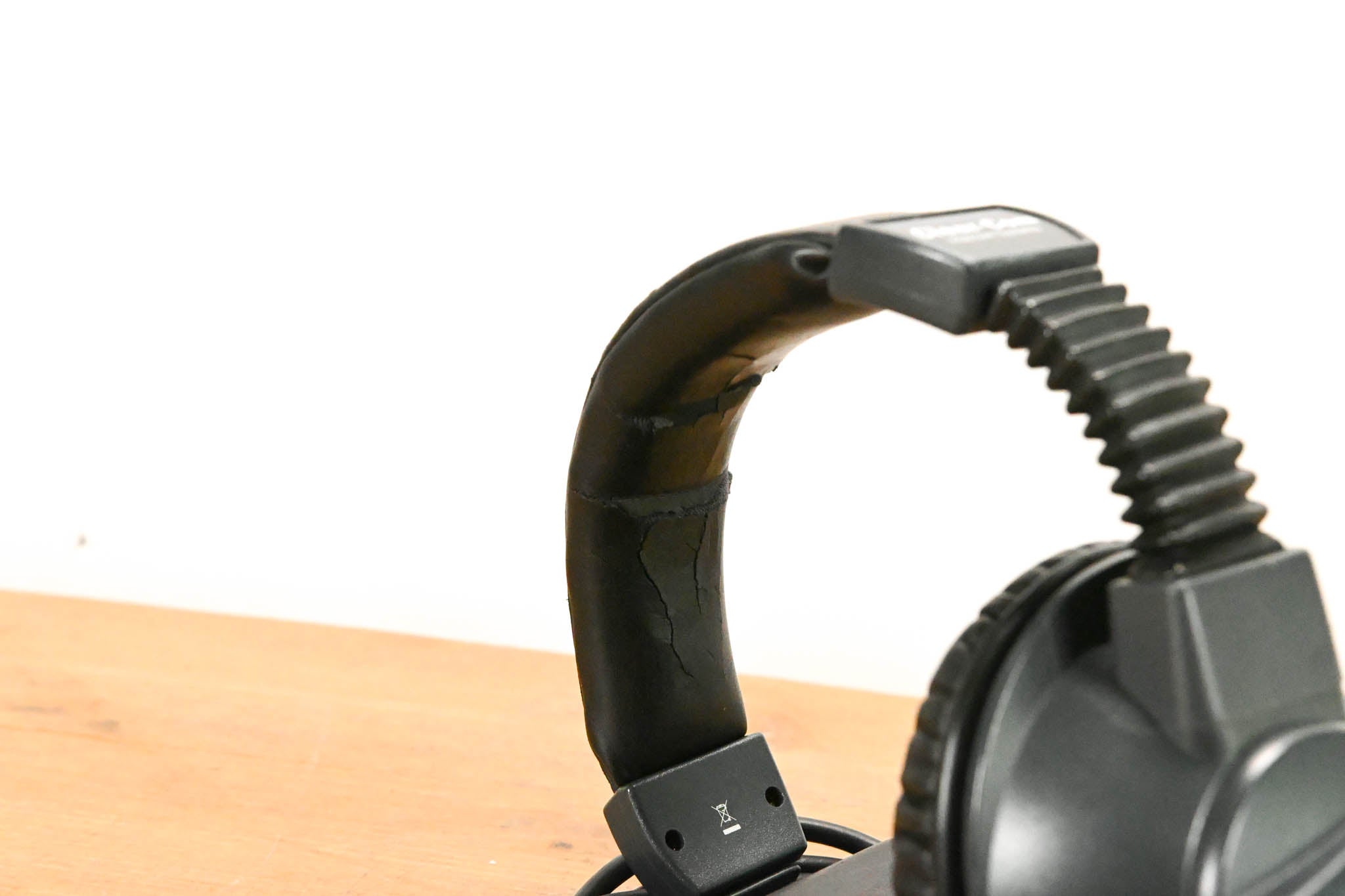 Clear-Com CC-95 Single-Muff Intercom Headset