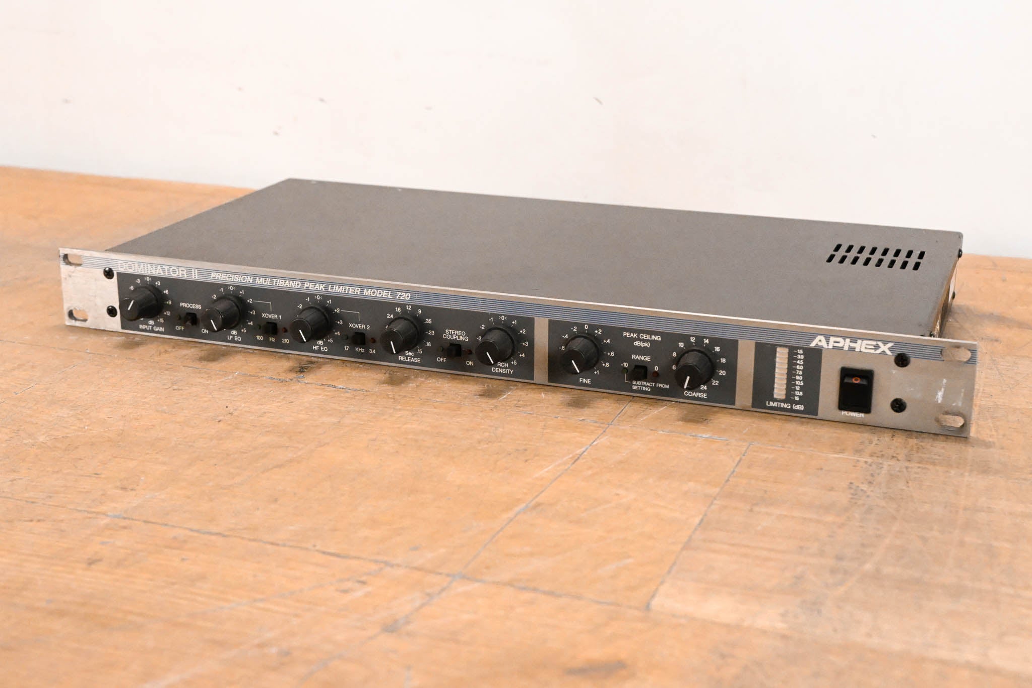 Aphex 720 DOMINATOR II Precision Multiband Peak Limiter