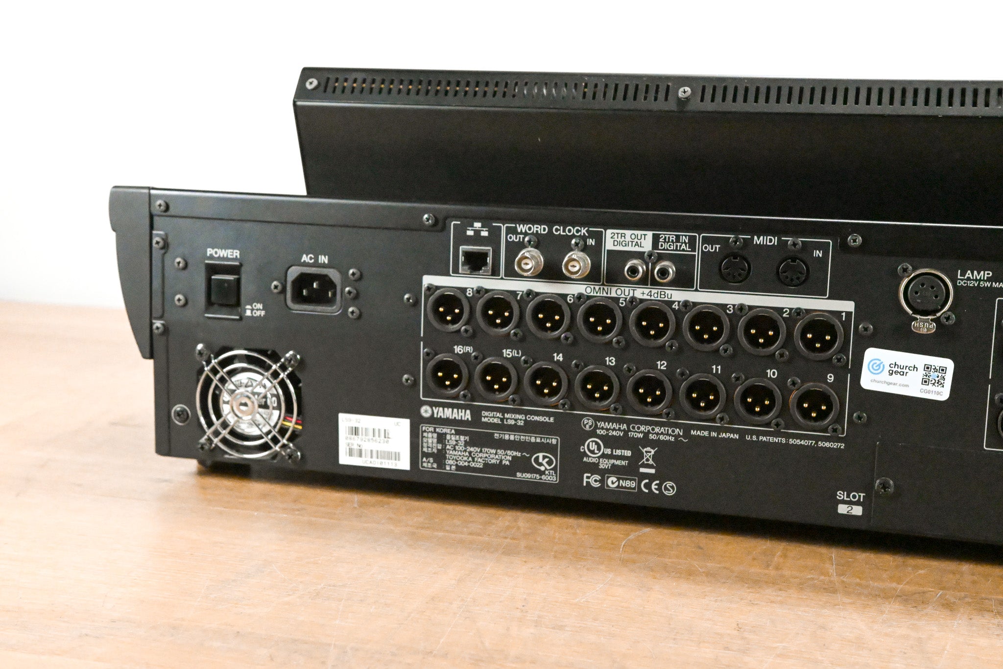 Yamaha LS9-32 32-Input Digital Mixing Console