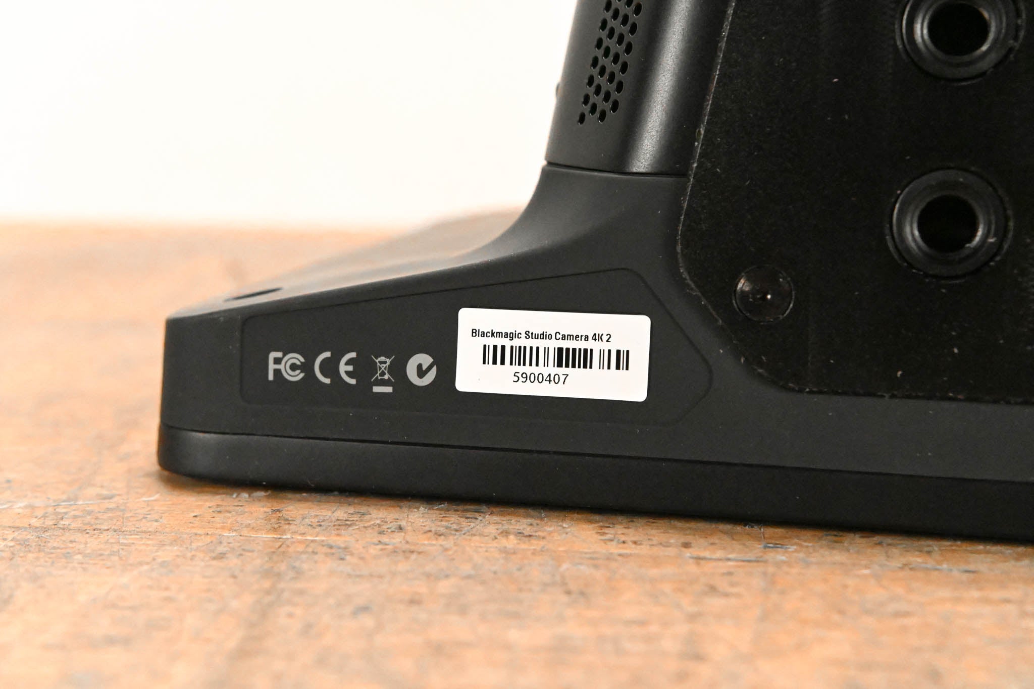 Blackmagic Design Studio Camera 4K 2
