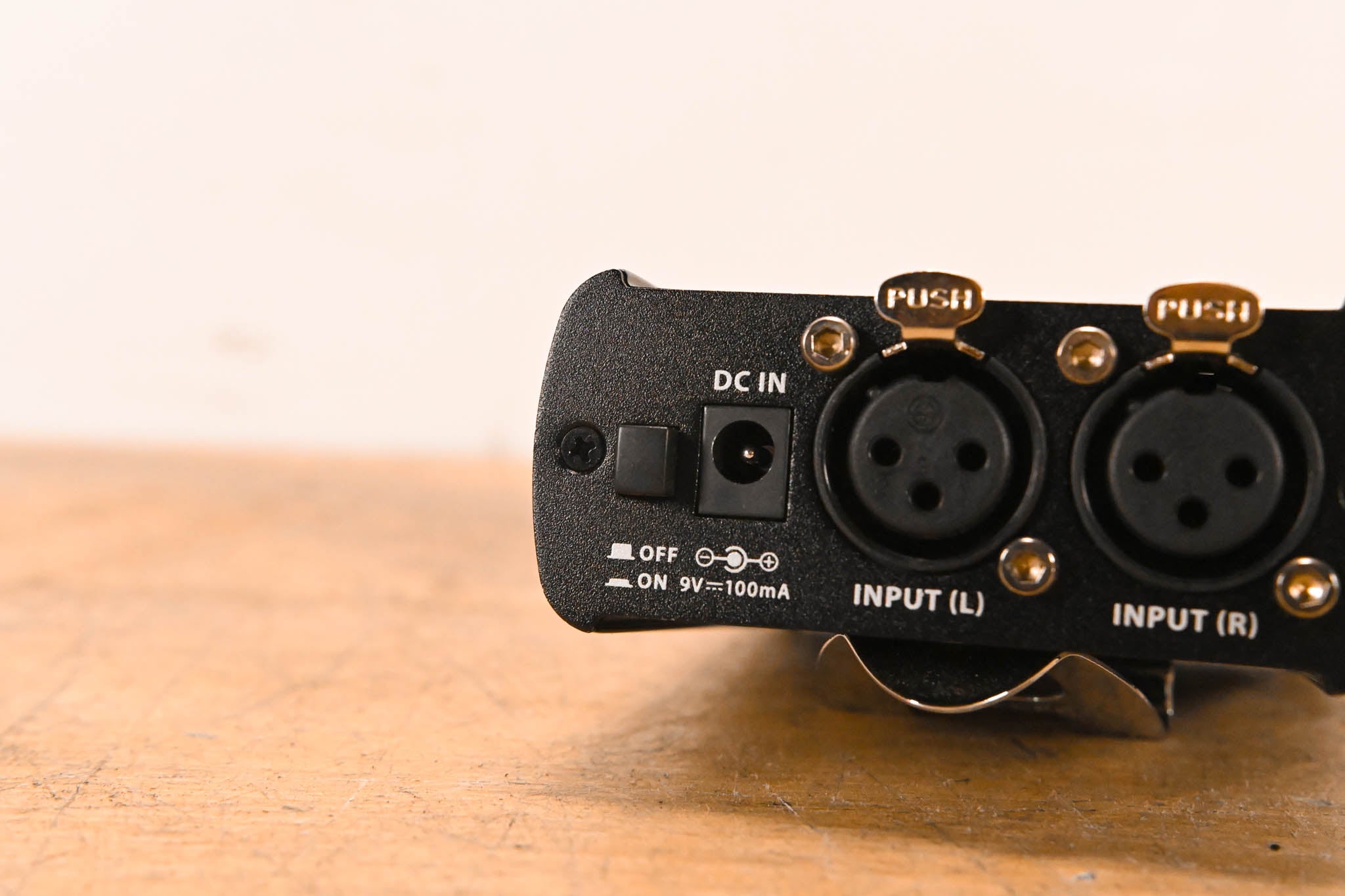 Behringer Powerplay P1 Personal In-Ear Monitor Amplifier