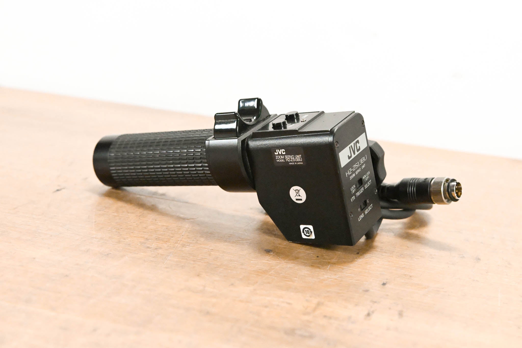 JVC HZ-ZS13BU Zoom Servo Lens Control