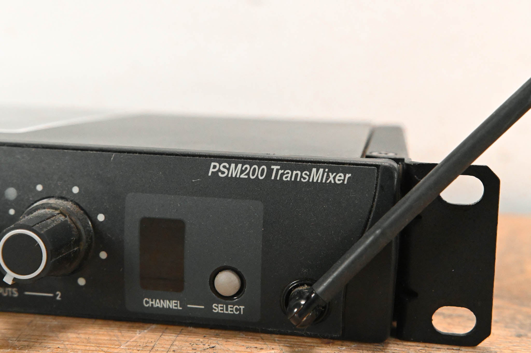 Shure P2T-H2 PSM200 IEM Wireless TransMixer - H2 Band (NO POWER SUPPLY)